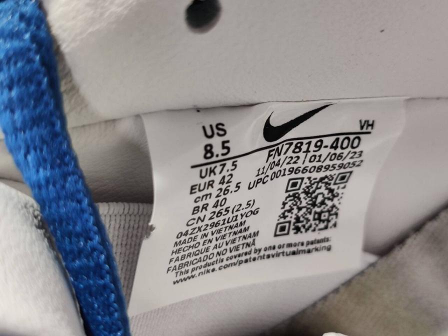 Nike SB Dunk Low Bandana Pattern Sneakers