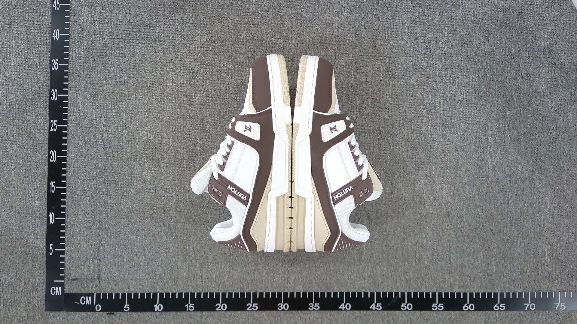 GP Chunky Sneakers - Trendy Fashion Shoes for Men and Women