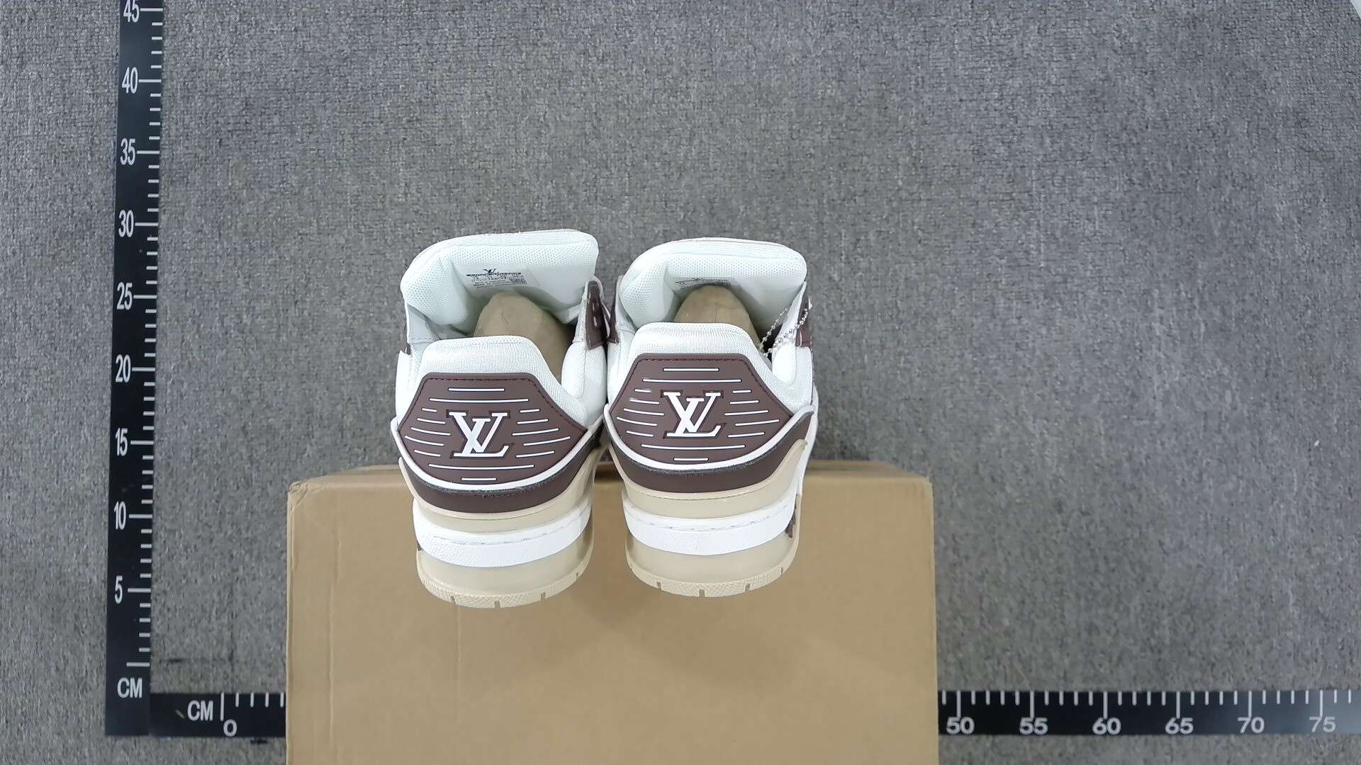 GP Chunky Sneakers - Trendy Fashion Shoes for Men and Women