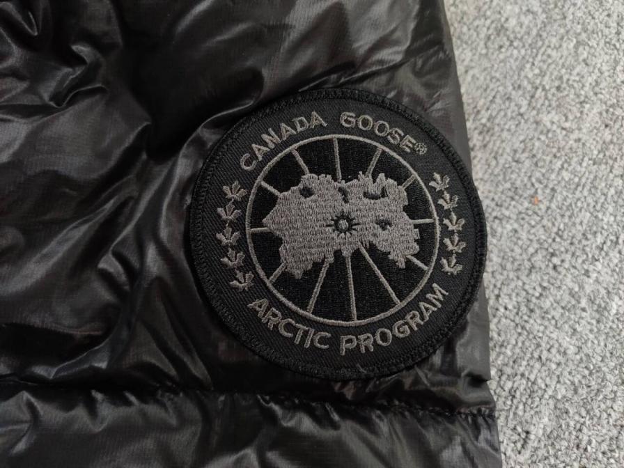 Moncler Black Puffer Jacket with Hood