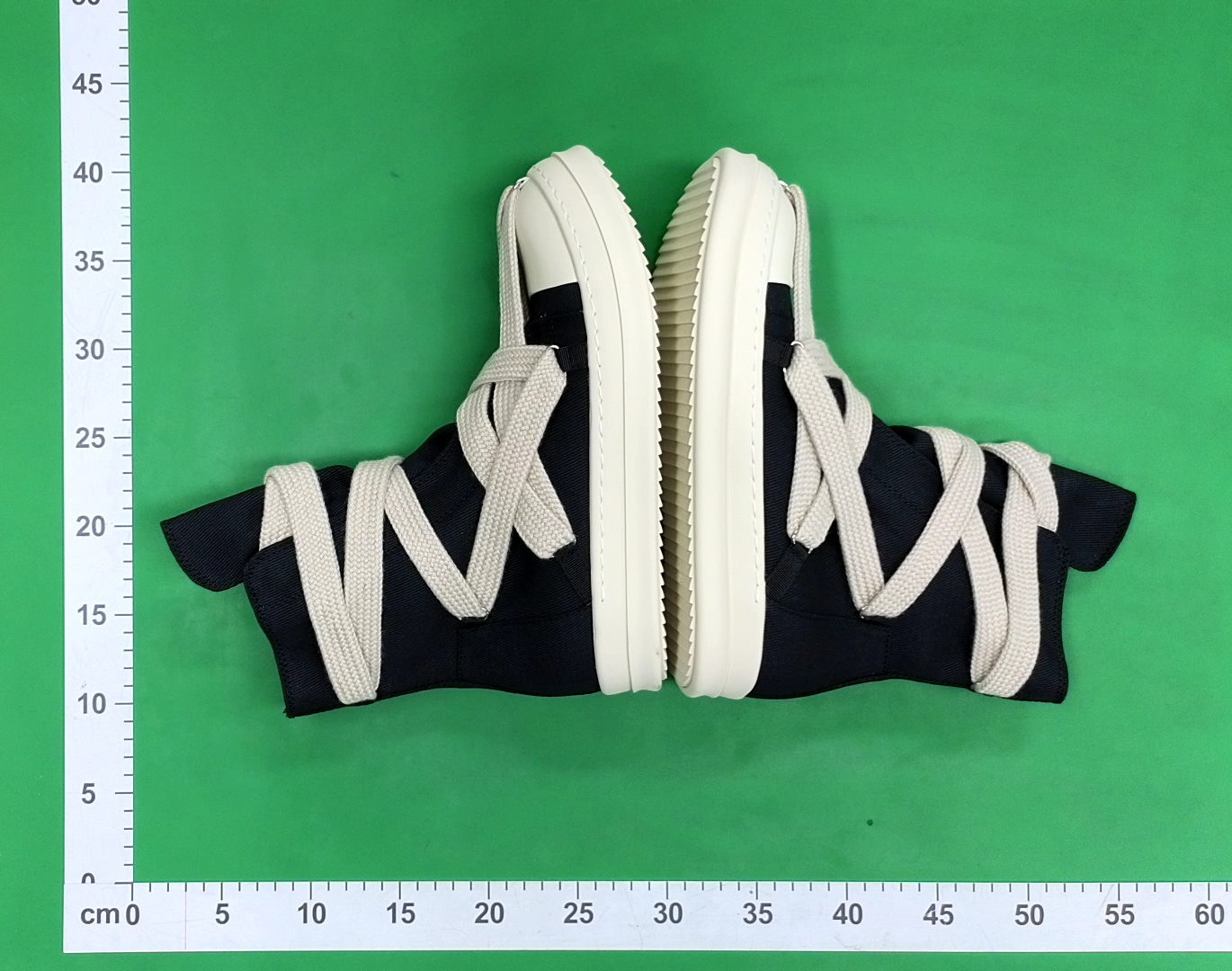 Thr3adz Essentials Black & White Sneakers - Urban Street Style