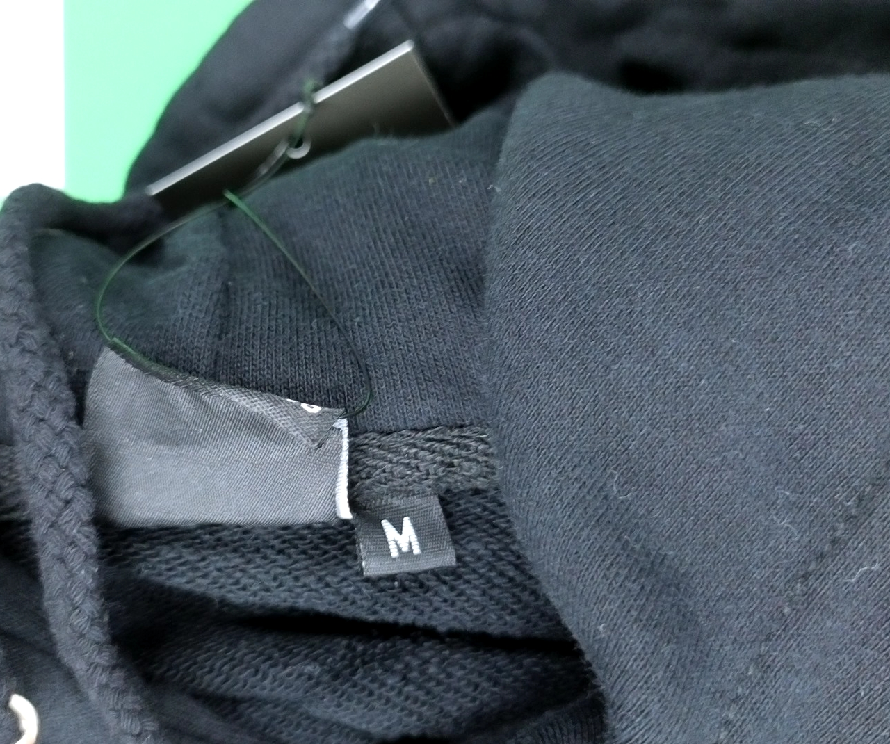 Unisex Hoodie Sweatshirt in 6 Colors