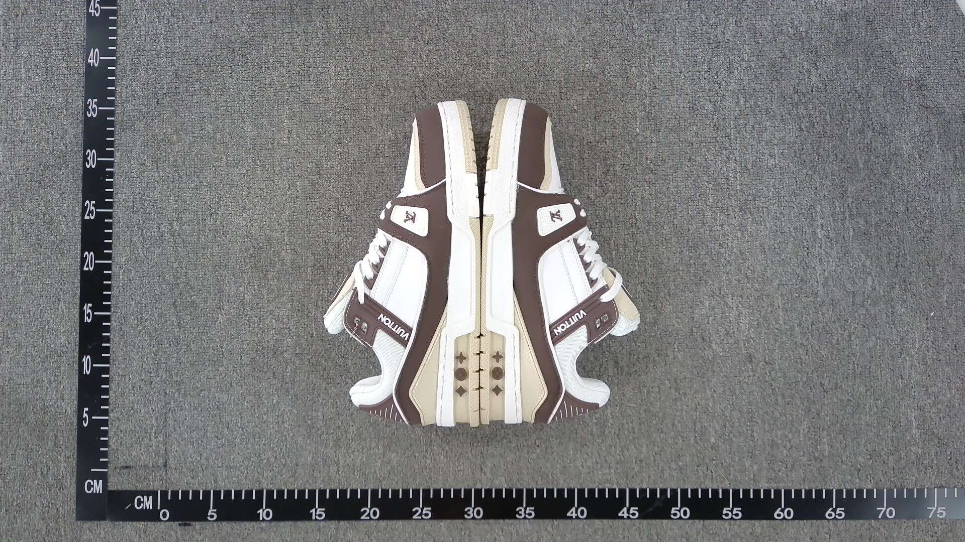 GP Chunky Sneakers - Trendy Fashion Shoes for Men and Women