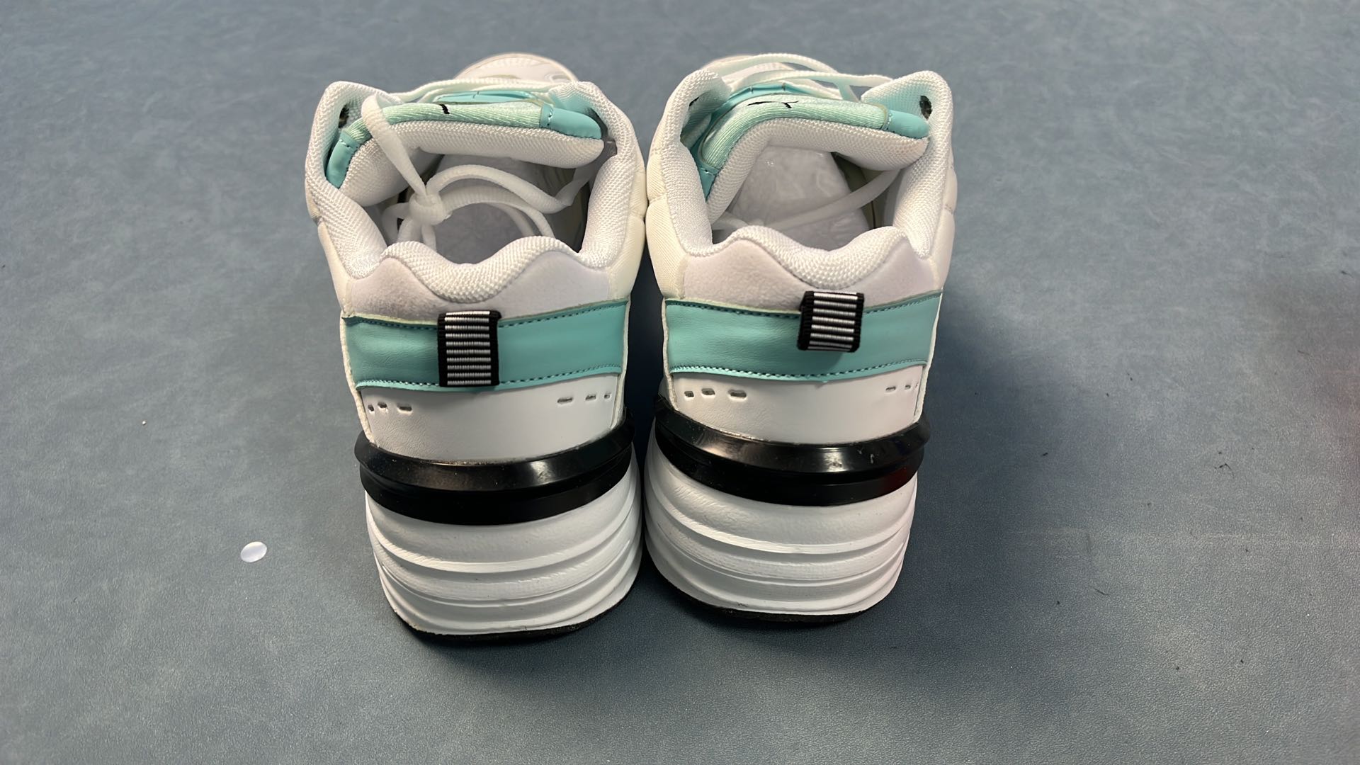 Nike Air Max 2090 White Blue Black Sneakers
