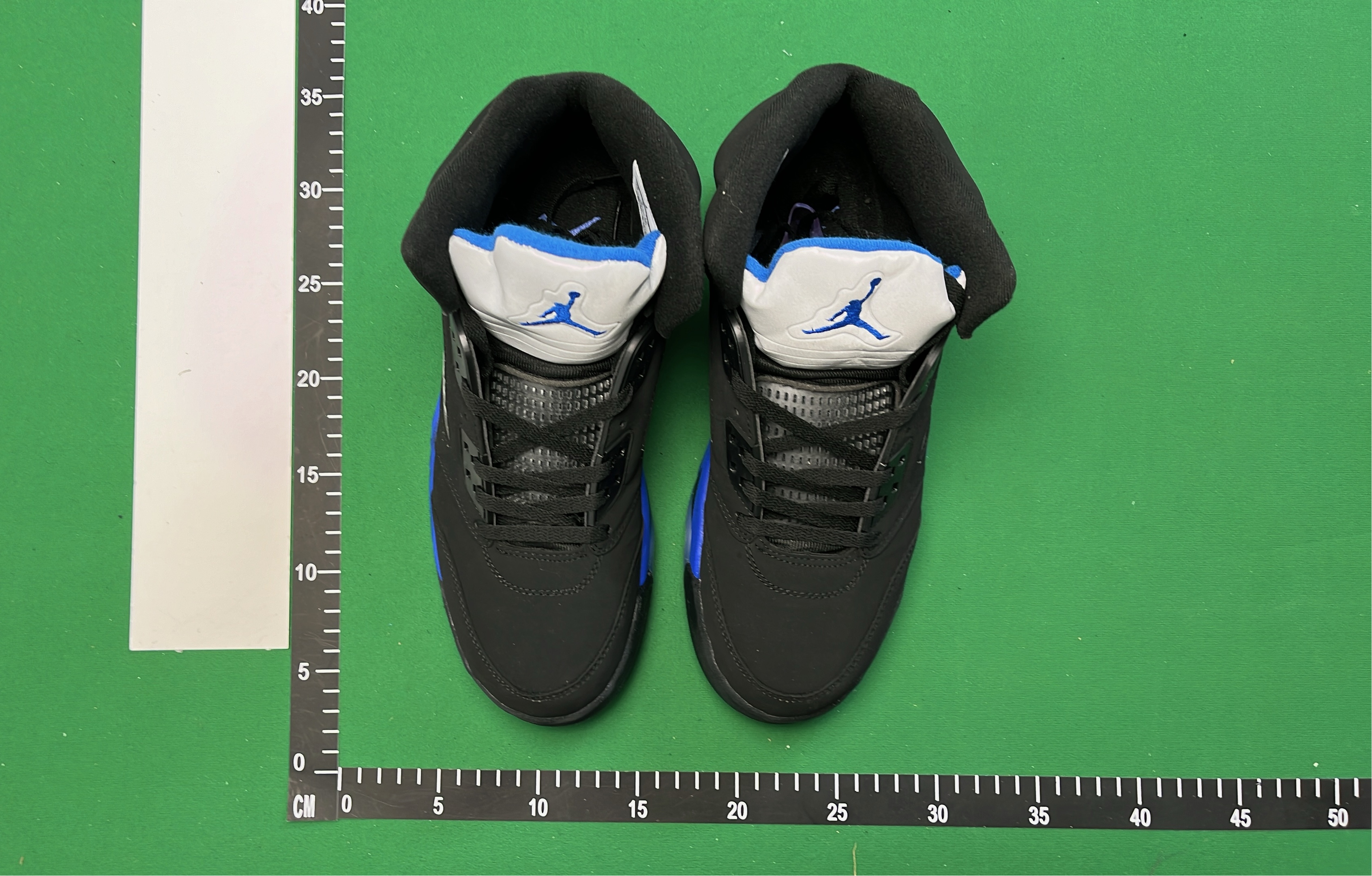 Air Jordan 5 Retro Sneakers - Men's Basketball Shoes