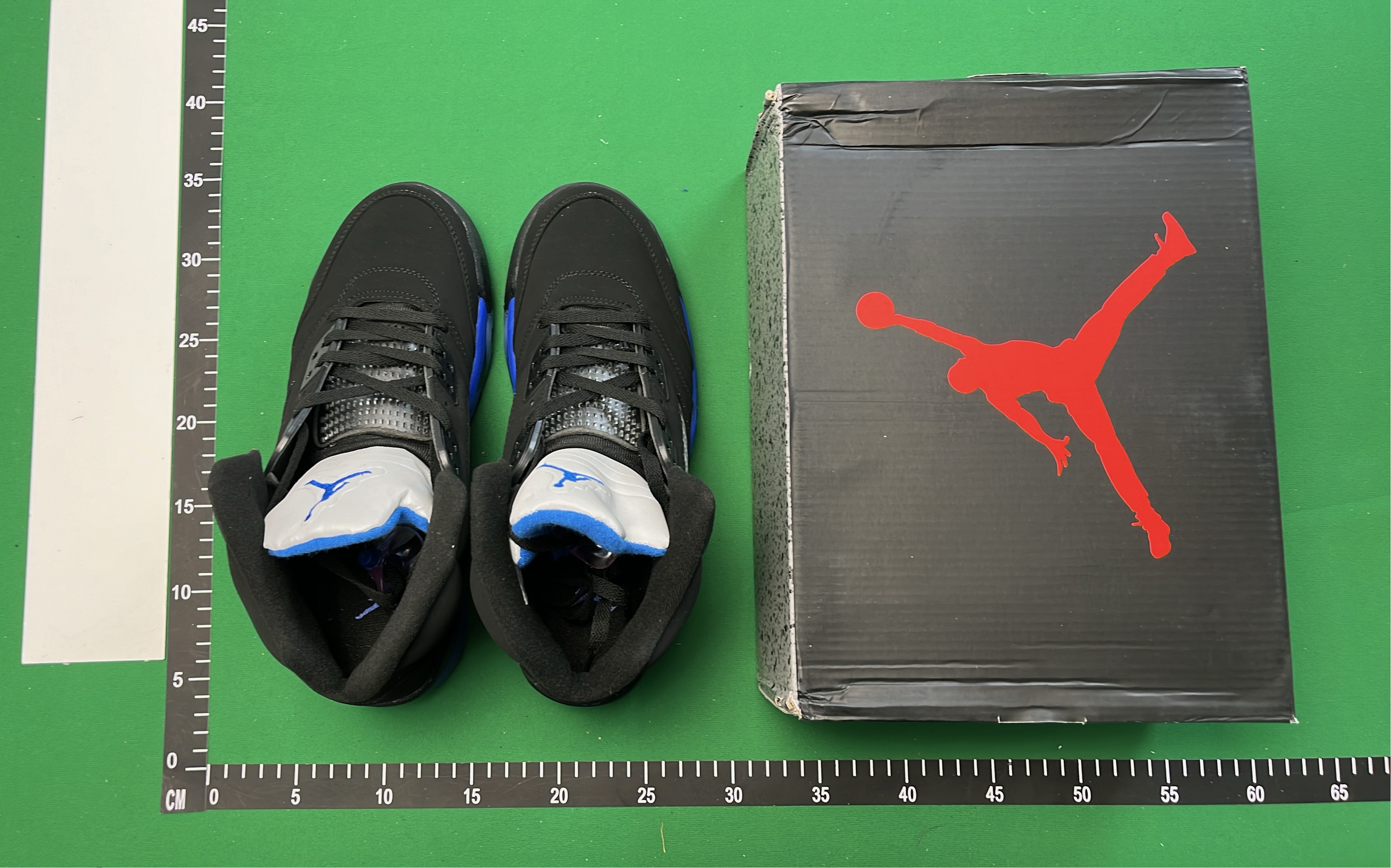Air Jordan 5 Retro Sneakers - Men's Basketball Shoes