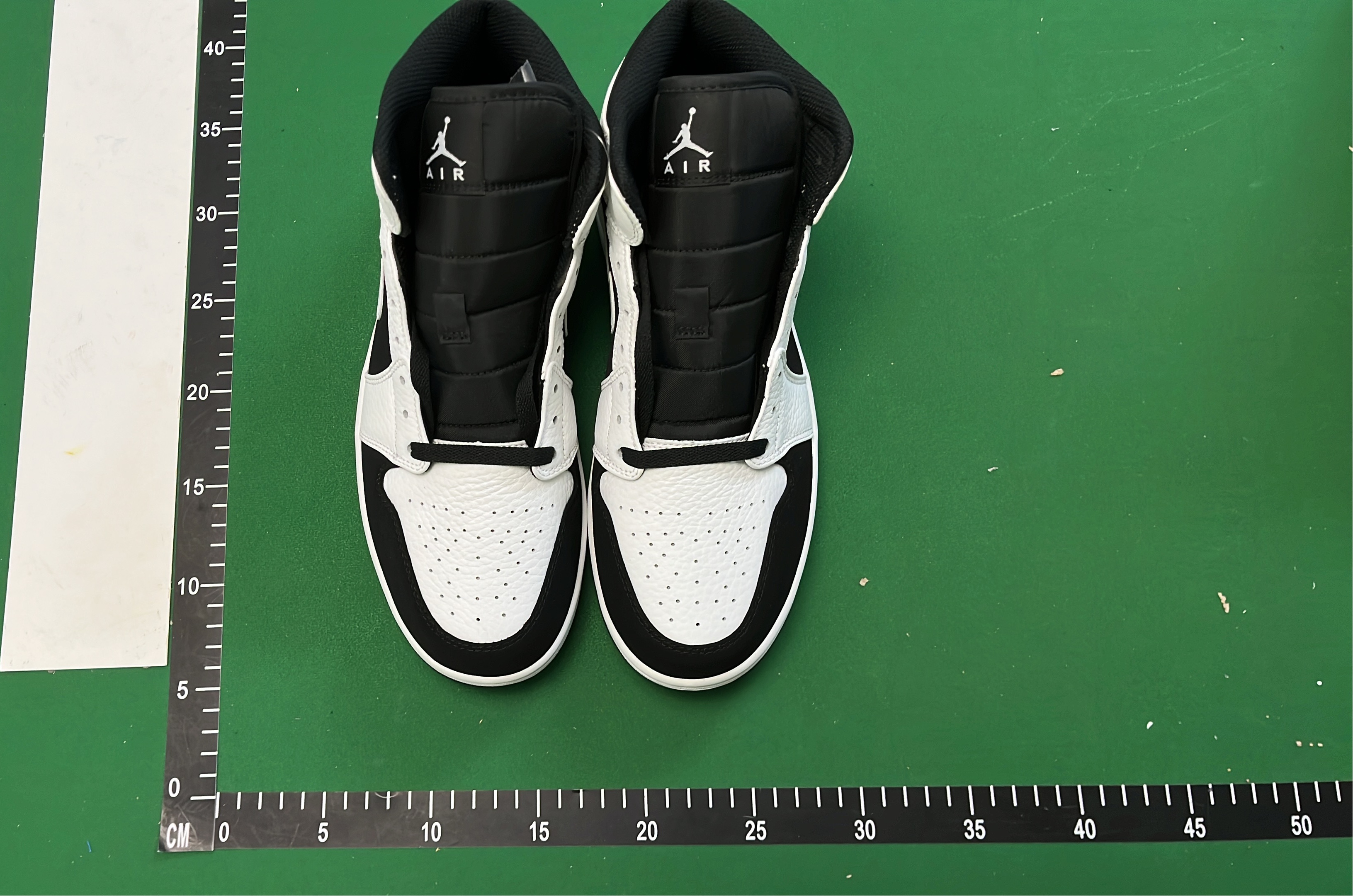 Air Jordan 1 High OG Sneakers Collection