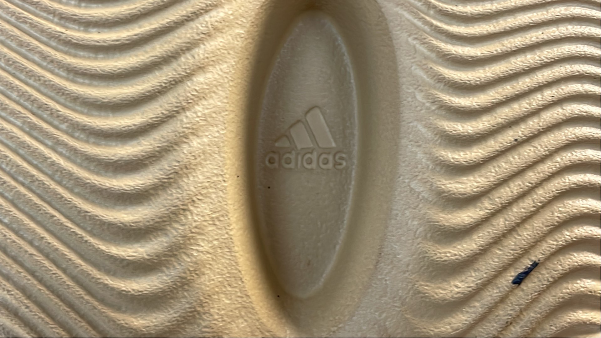 LW (B) Batch White Mesh Sneakers for Beach Wear