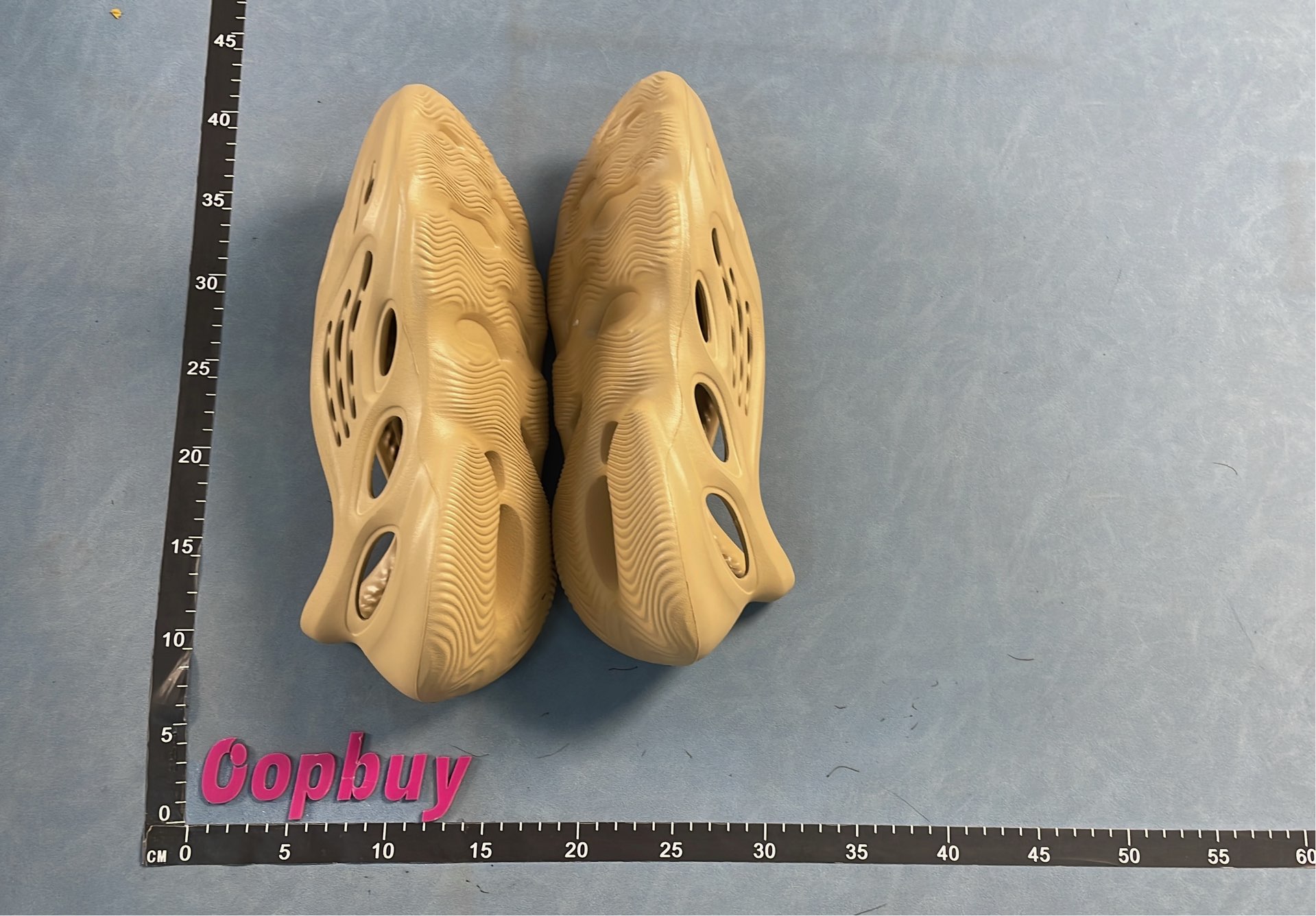 LW (B) Batch White Mesh Sneakers for Beach Wear