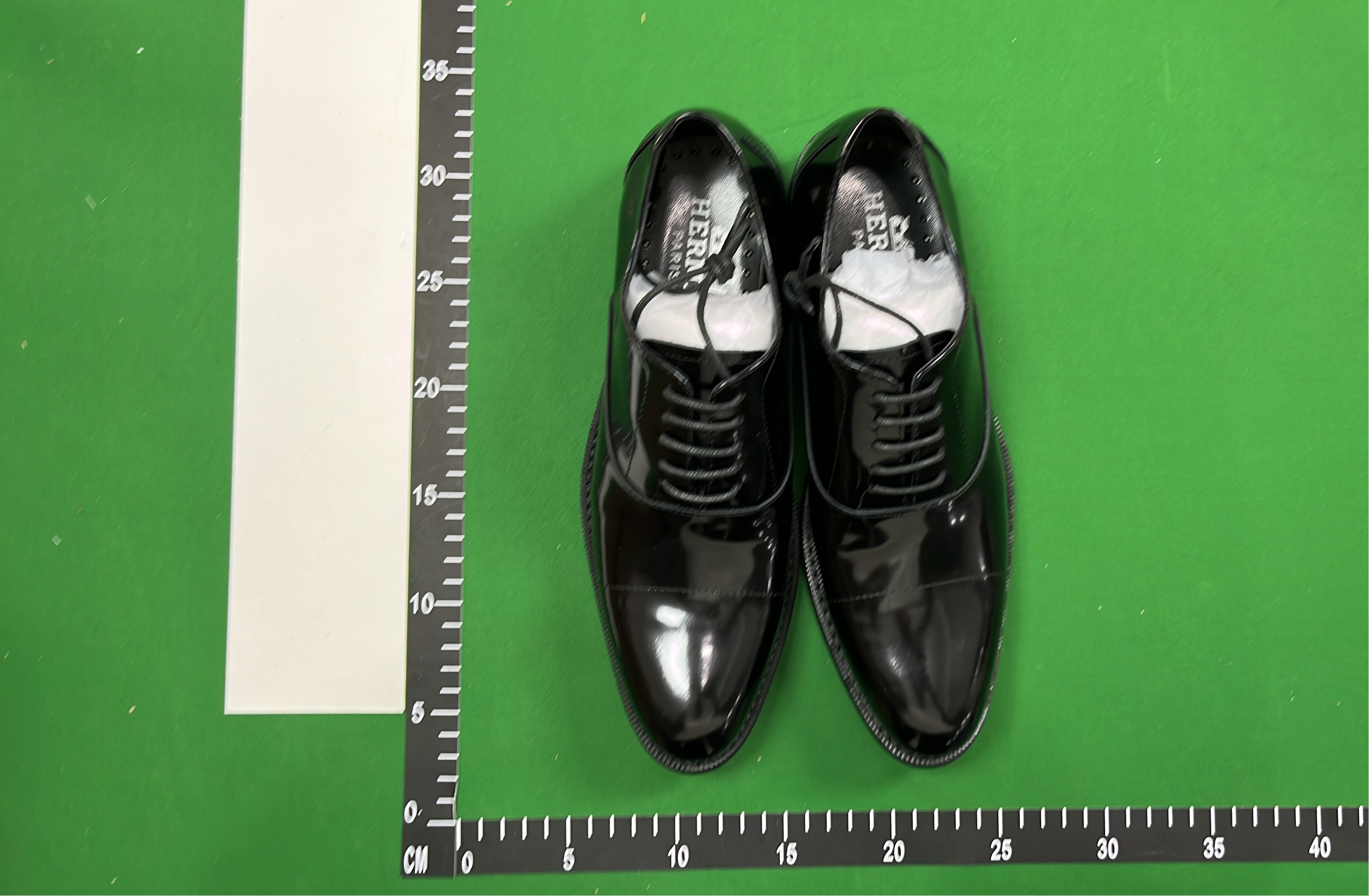 Men's Brown Leather Oxford Shoes with Gold Laces