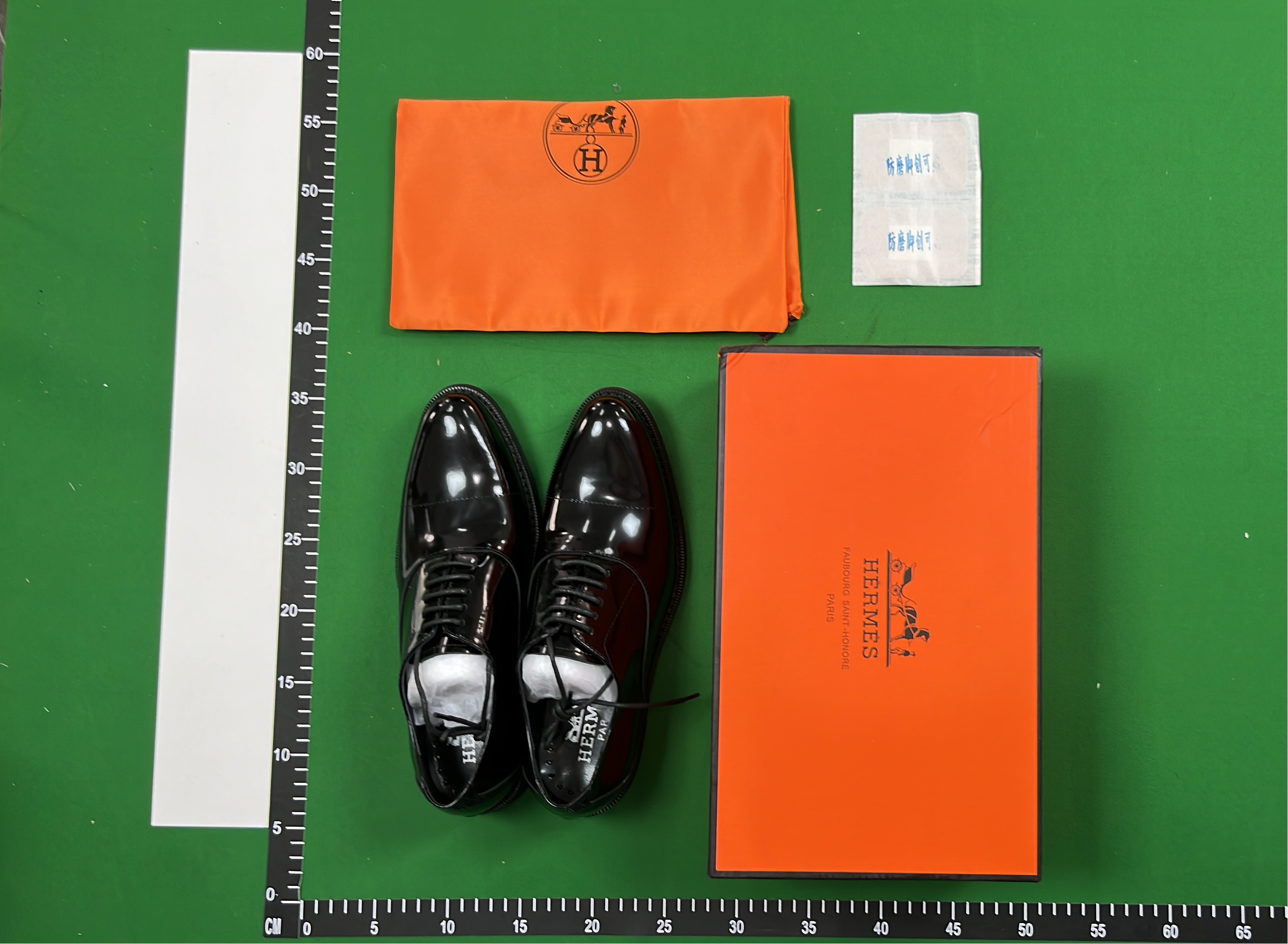 Men's Brown Leather Oxford Shoes with Gold Laces