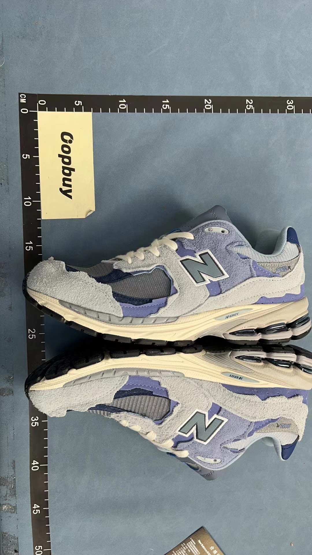 New Balance 2002R Running Shoes - Retro Style Sneakers