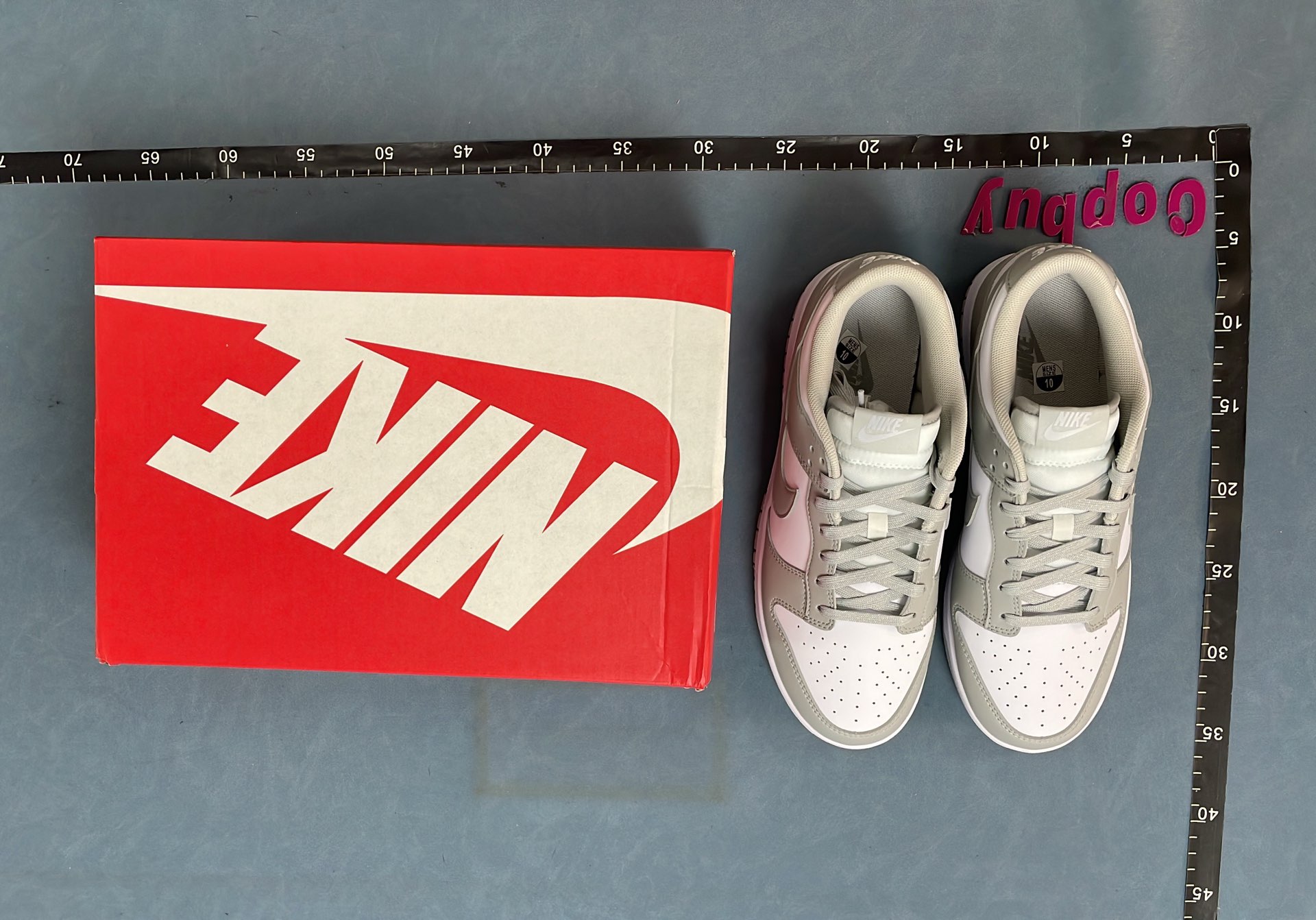 Nike Dunk Low Sneakers - Classic Colorways & Limited Editions