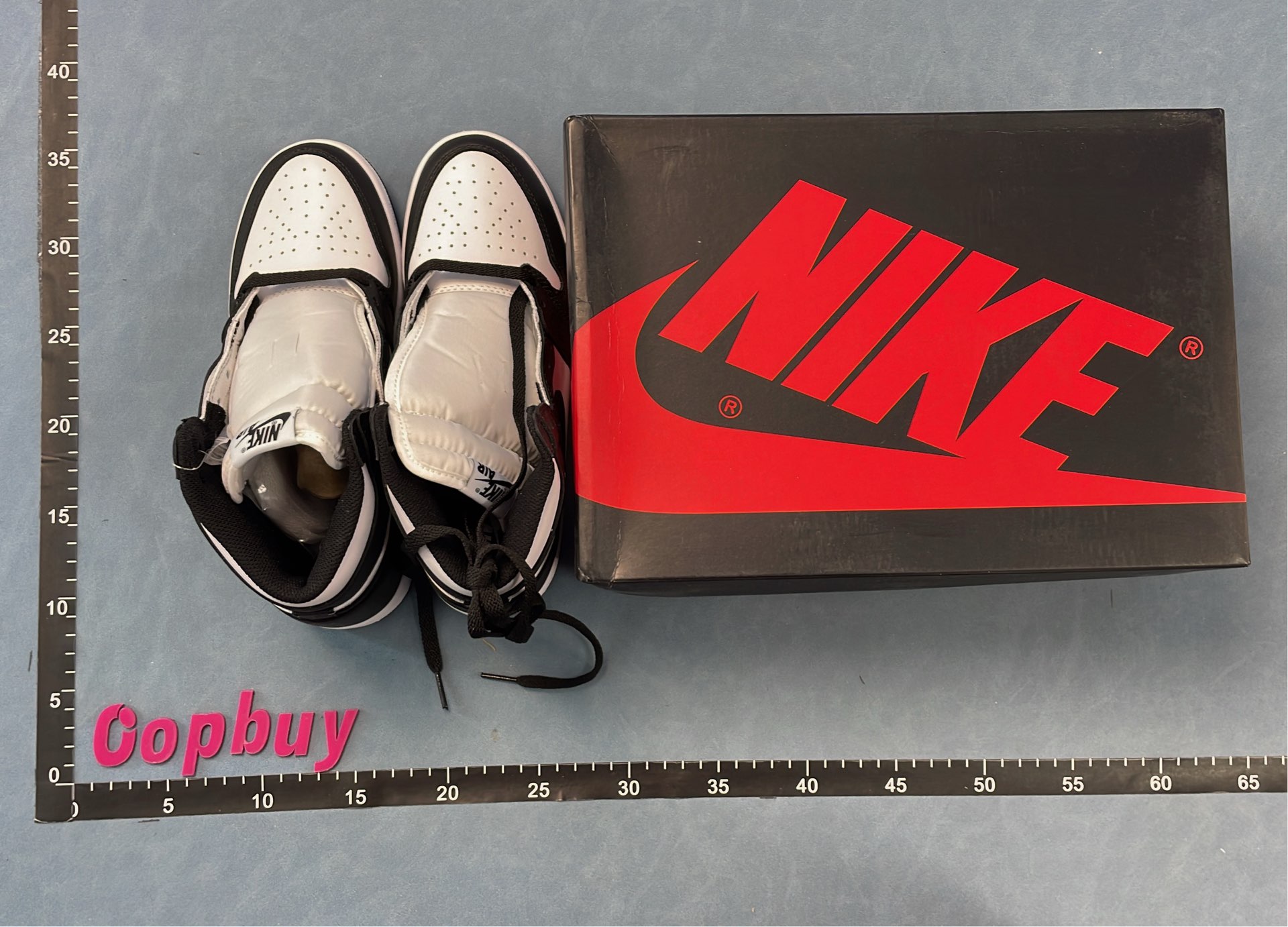 Air Jordan 1 High OG Sneakers - Men's Basketball Shoes