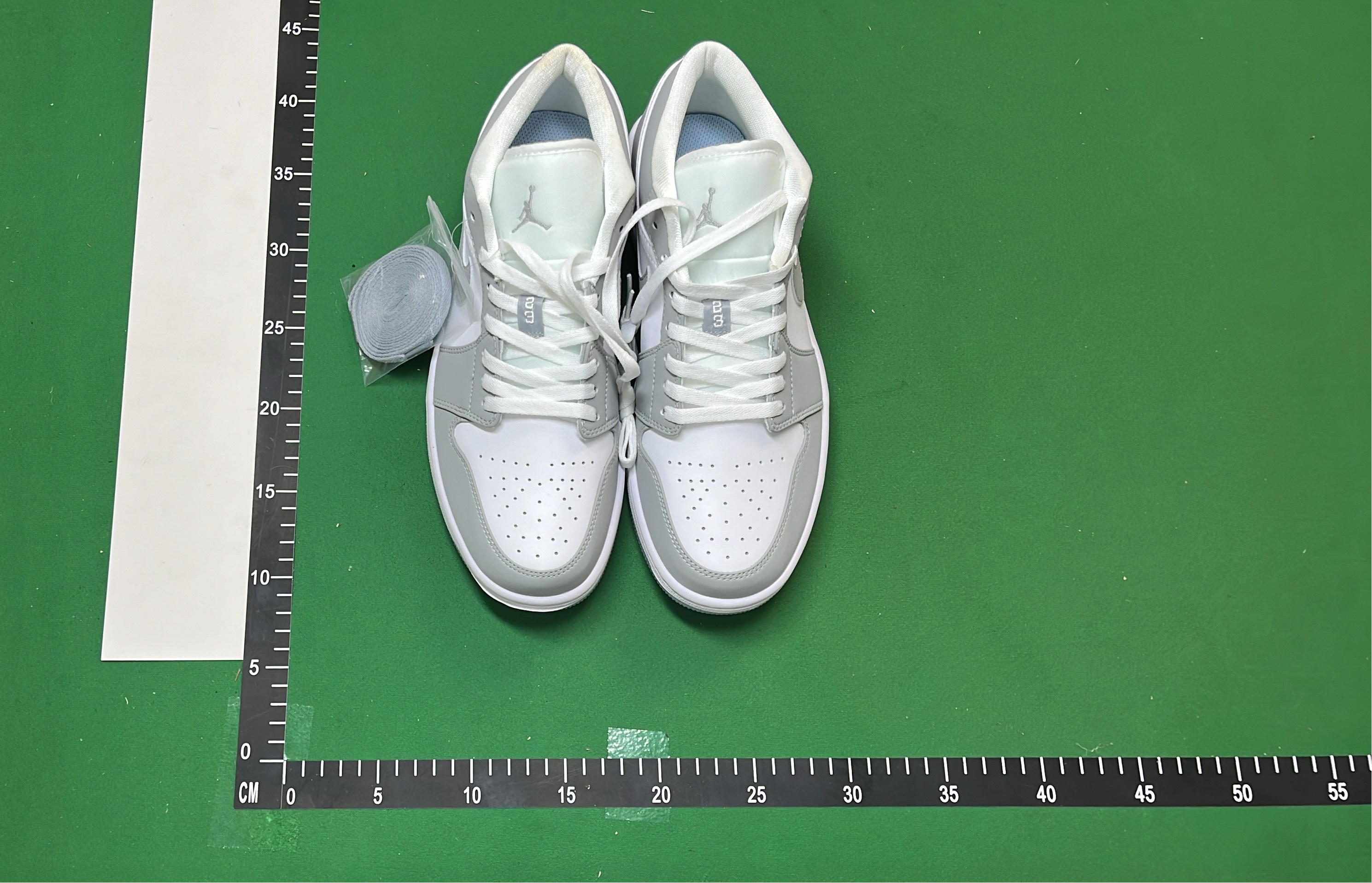 W-AJ1 Low Custom Pattern Sneakers