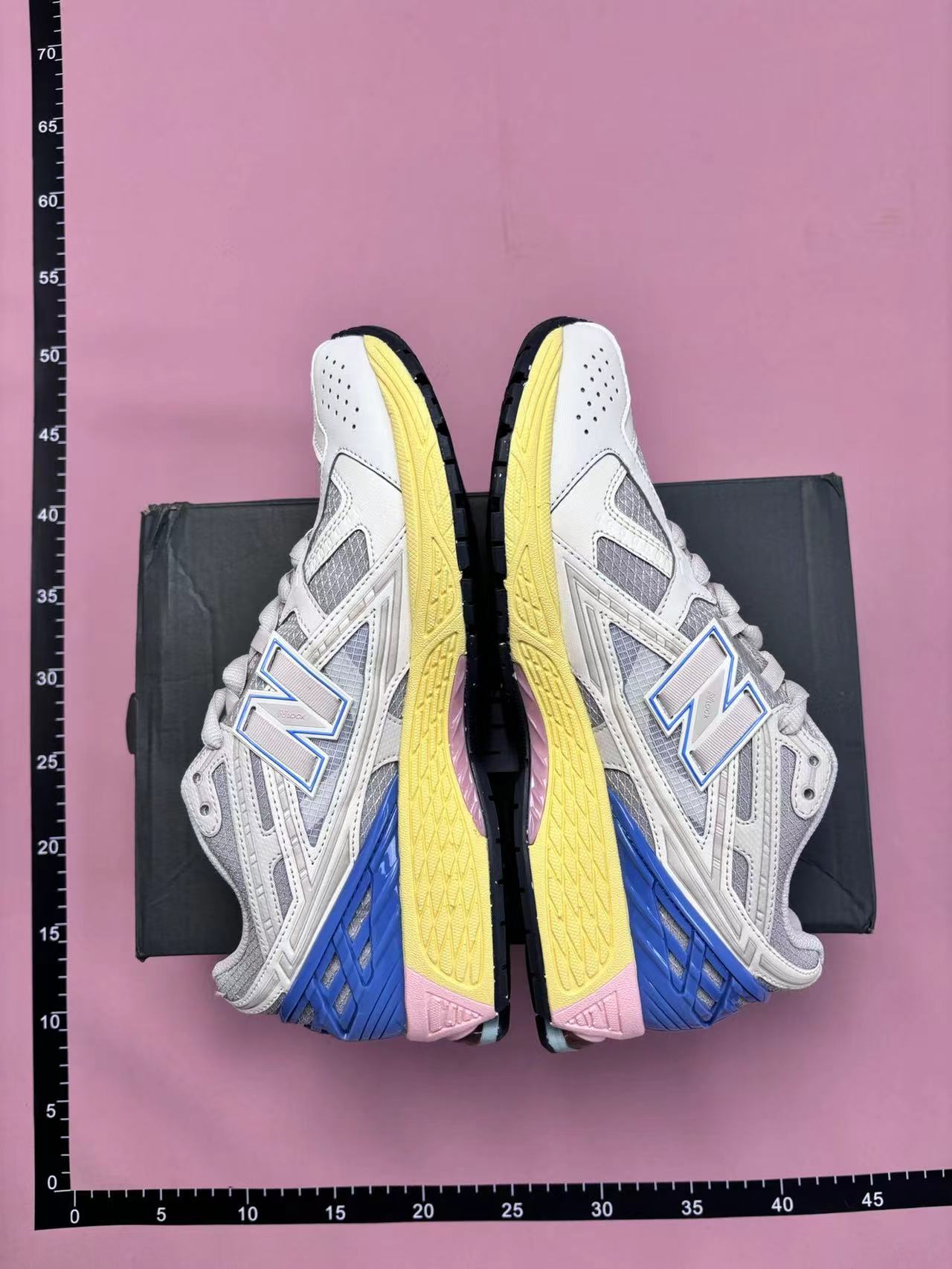 New Balance 990v4 Black Running Shoes for Men and Women
