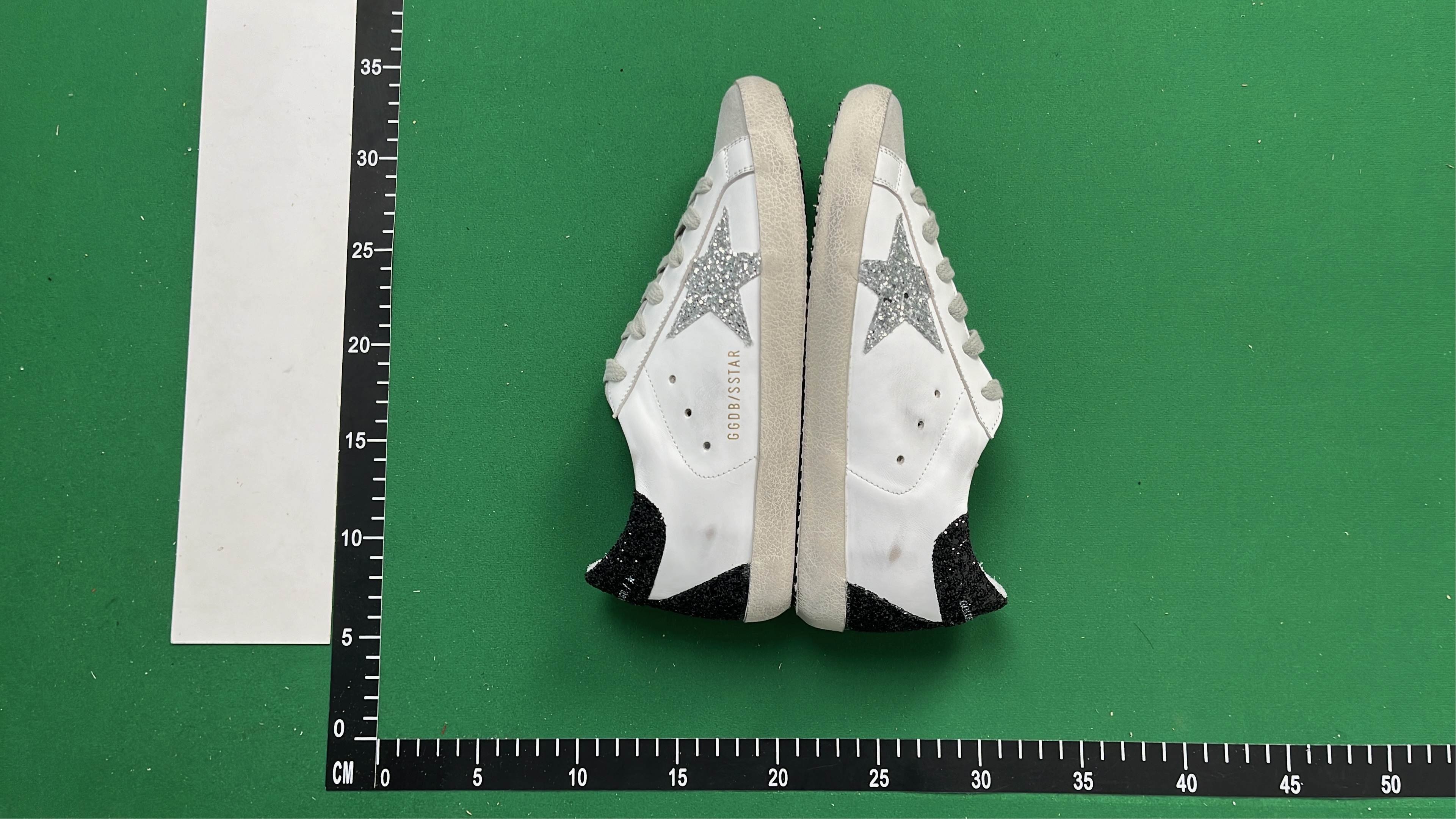Golden Goose GGDB/SS STAR White Sneakers with Pink Accent