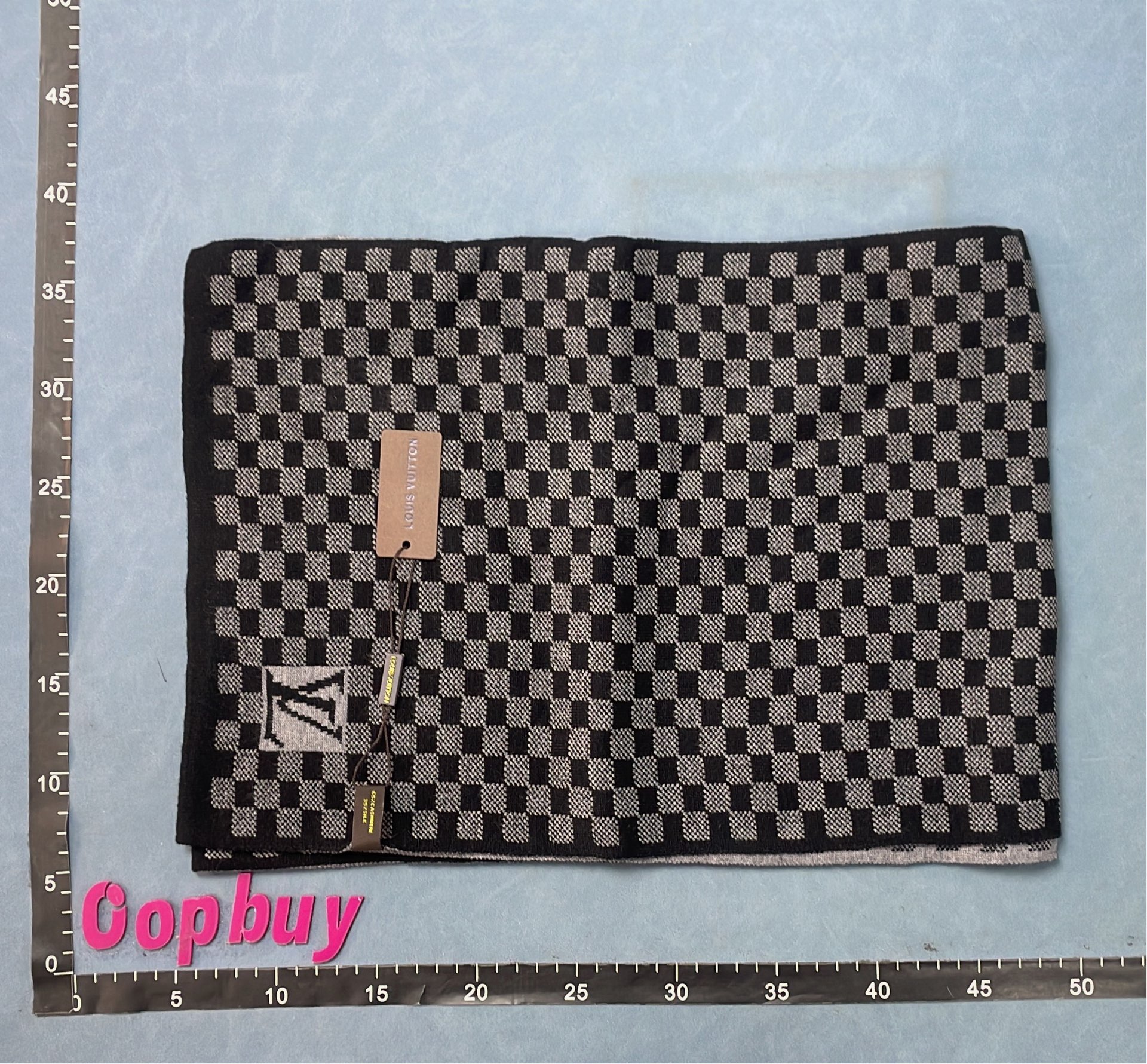 LV Classic Checkered Scarf for Men and Women