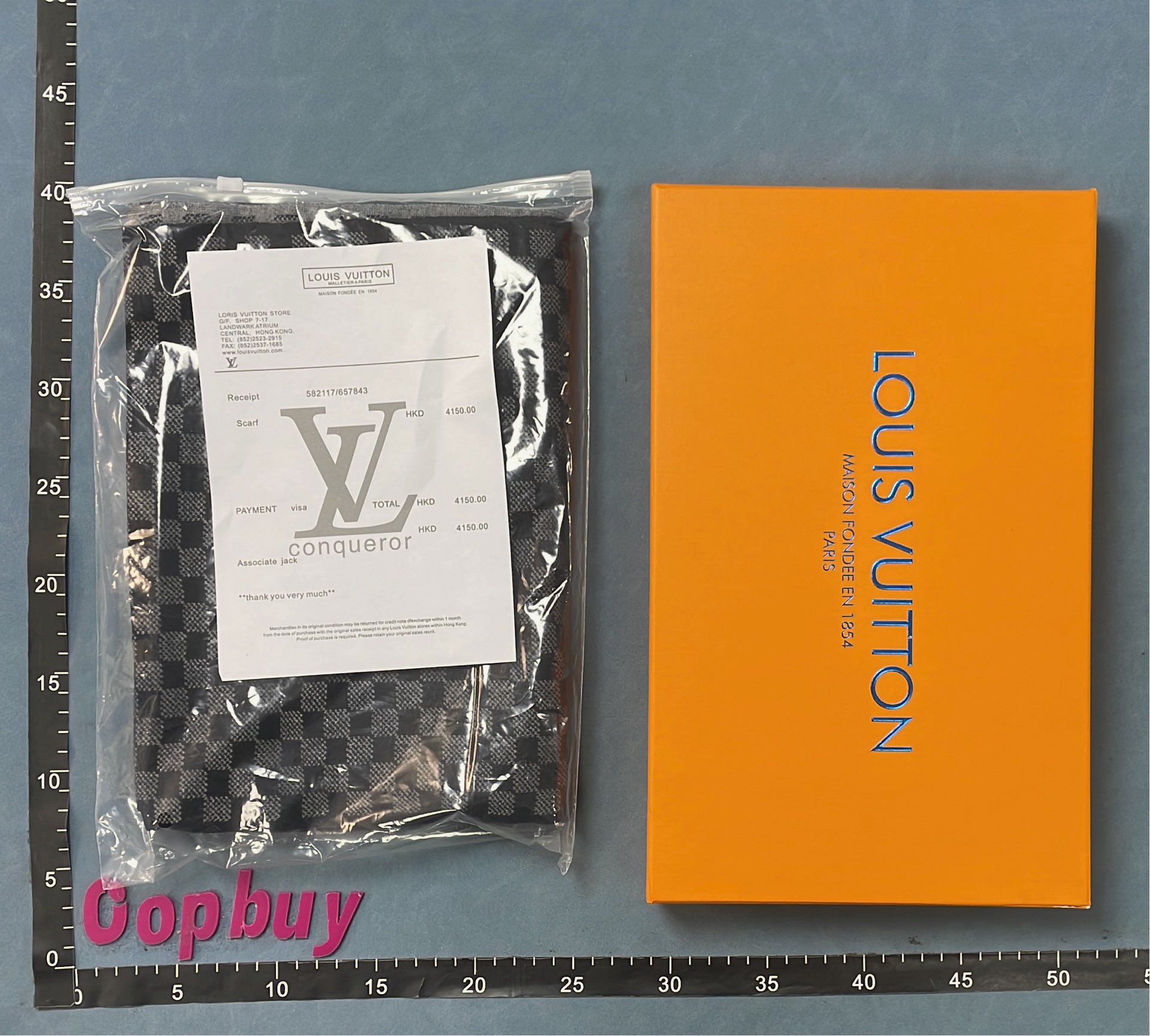 LV Classic Checkered Scarf for Men and Women
