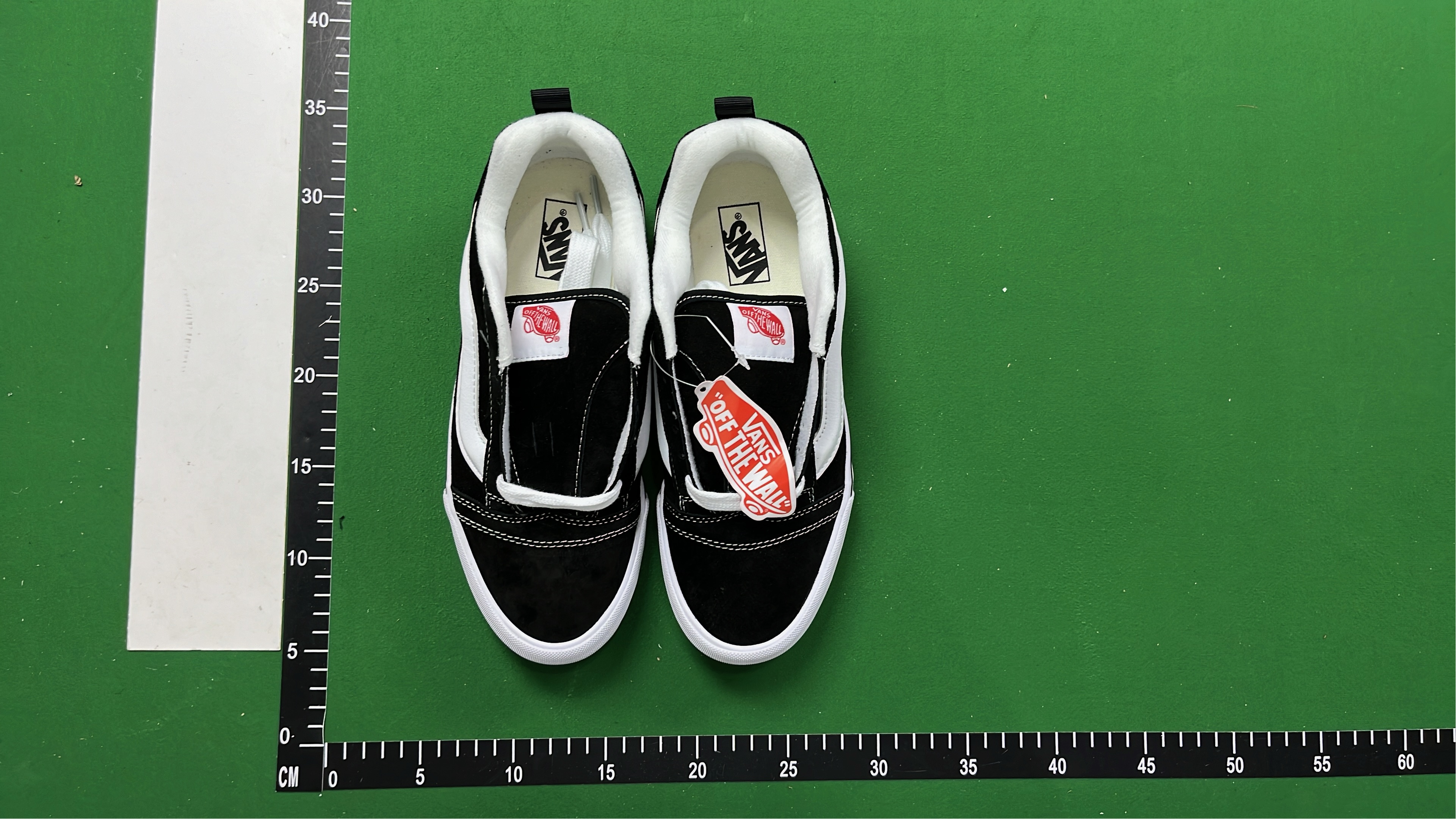 Vans Old Skool Skate Shoes - Classic Low Top Sneakers