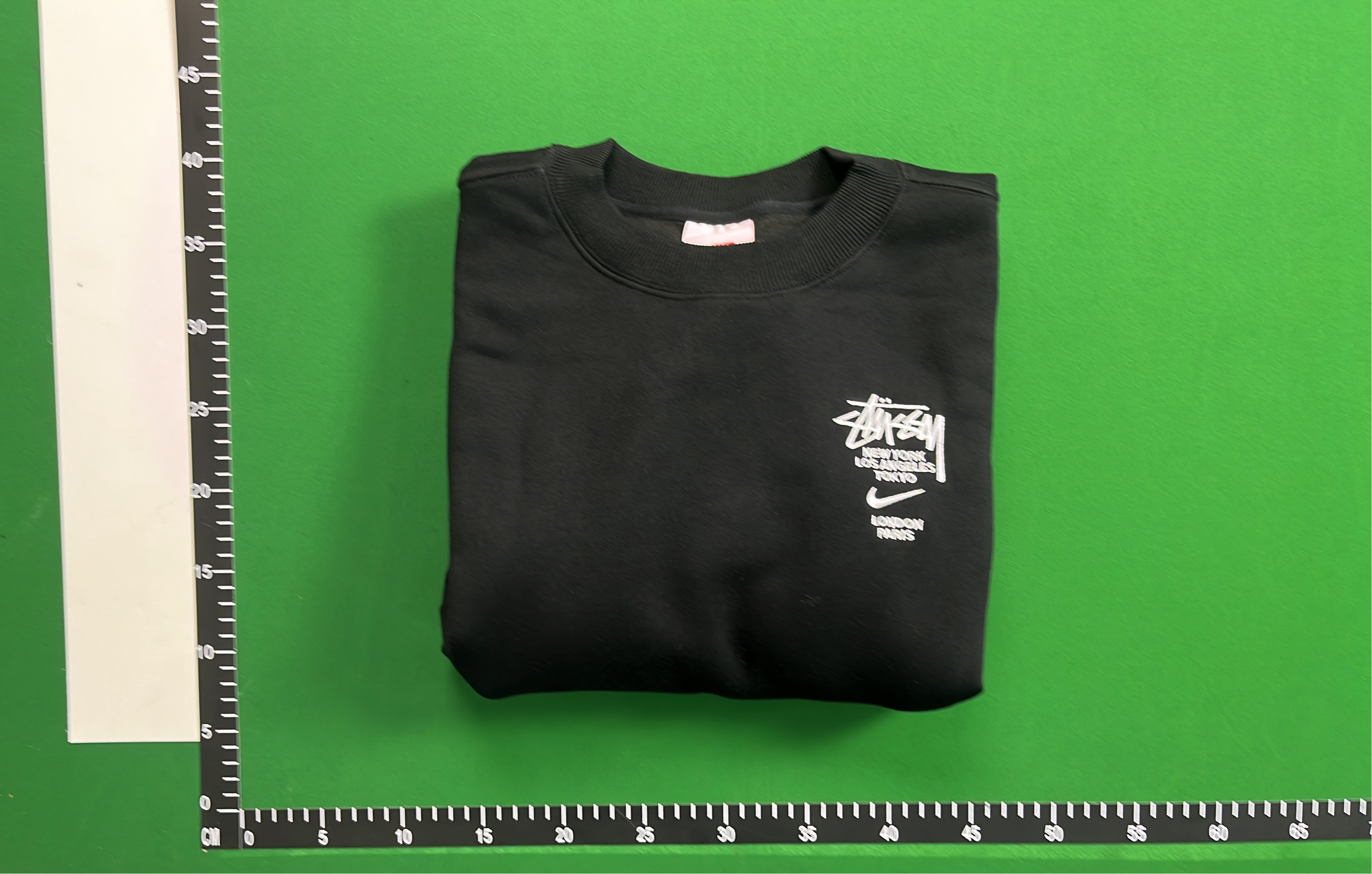 Grey Crewneck Sweatshirt for Men - Comfortable Casual Wear
