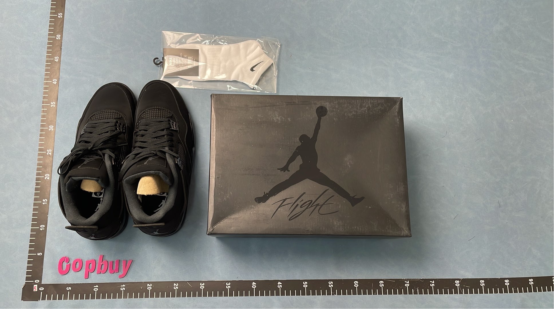 MoMo Kick Beige Air Jordan 4 Sneakers