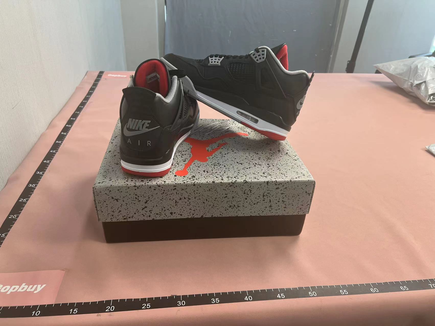 Air Jordan 4 Retro Sneakers - Multiple Colorways