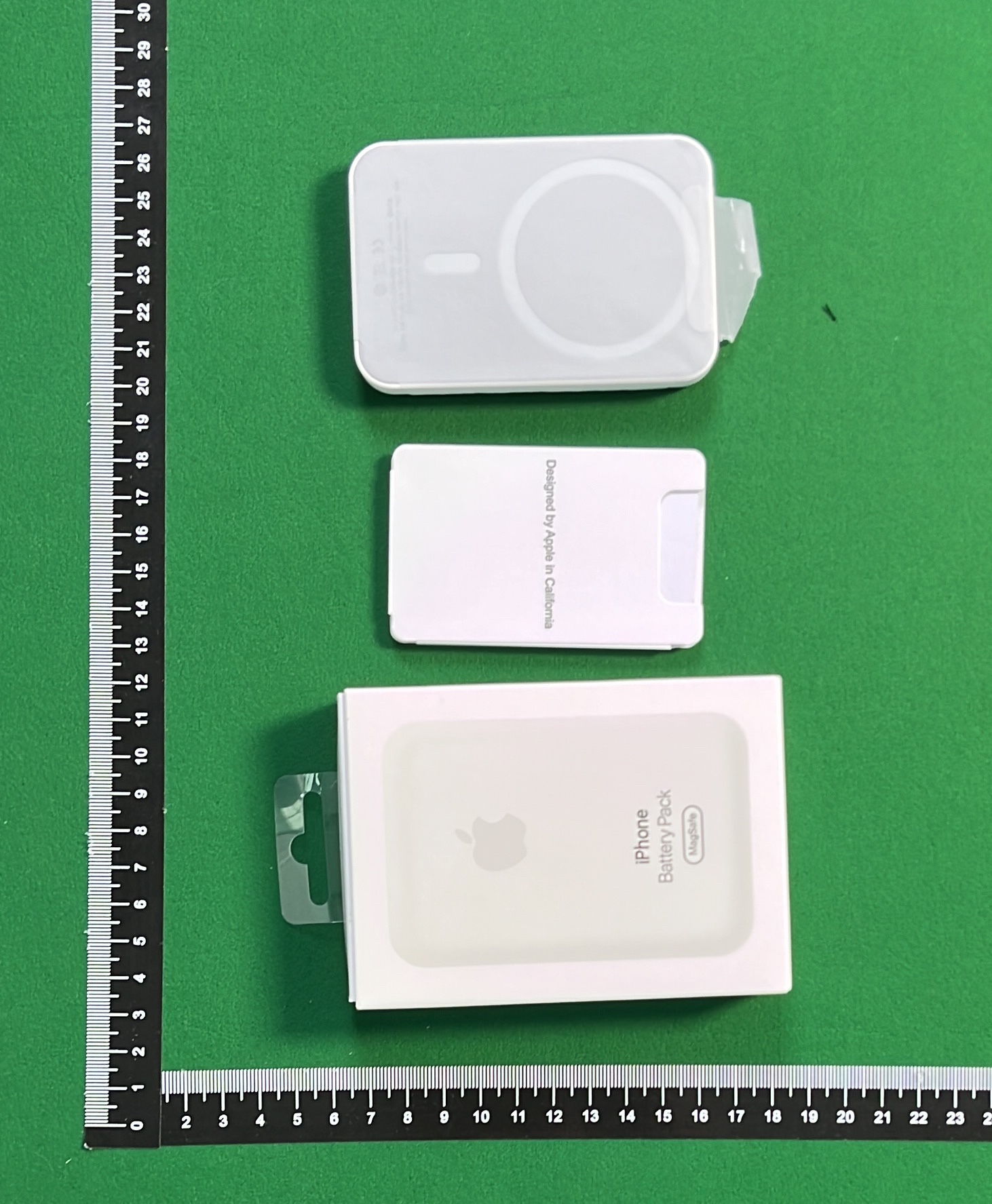 Apple Magnetic Wireless Battery Pack for iPhone
