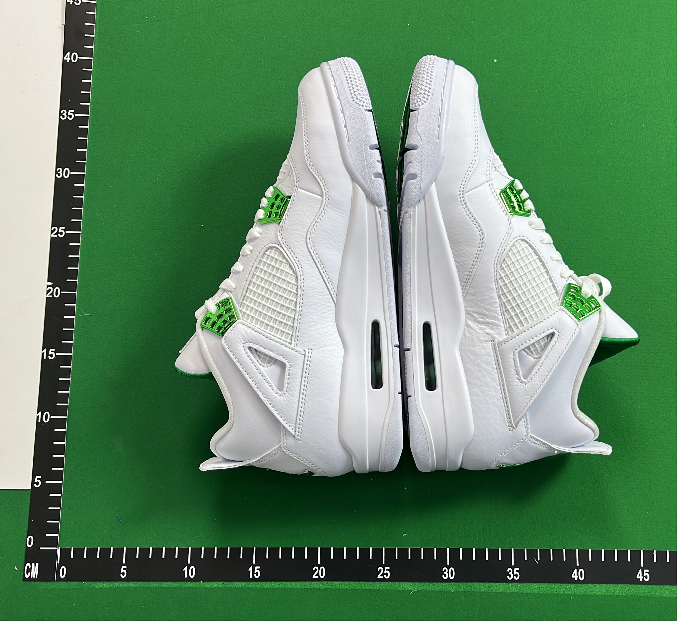 Air Jordan 4 Retro Shoes - Multiple Colorways Available