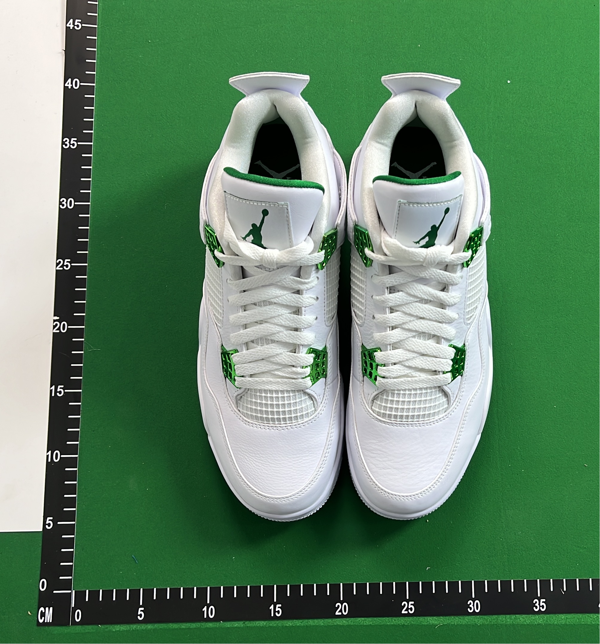 Air Jordan 4 Retro Shoes - Multiple Colorways Available