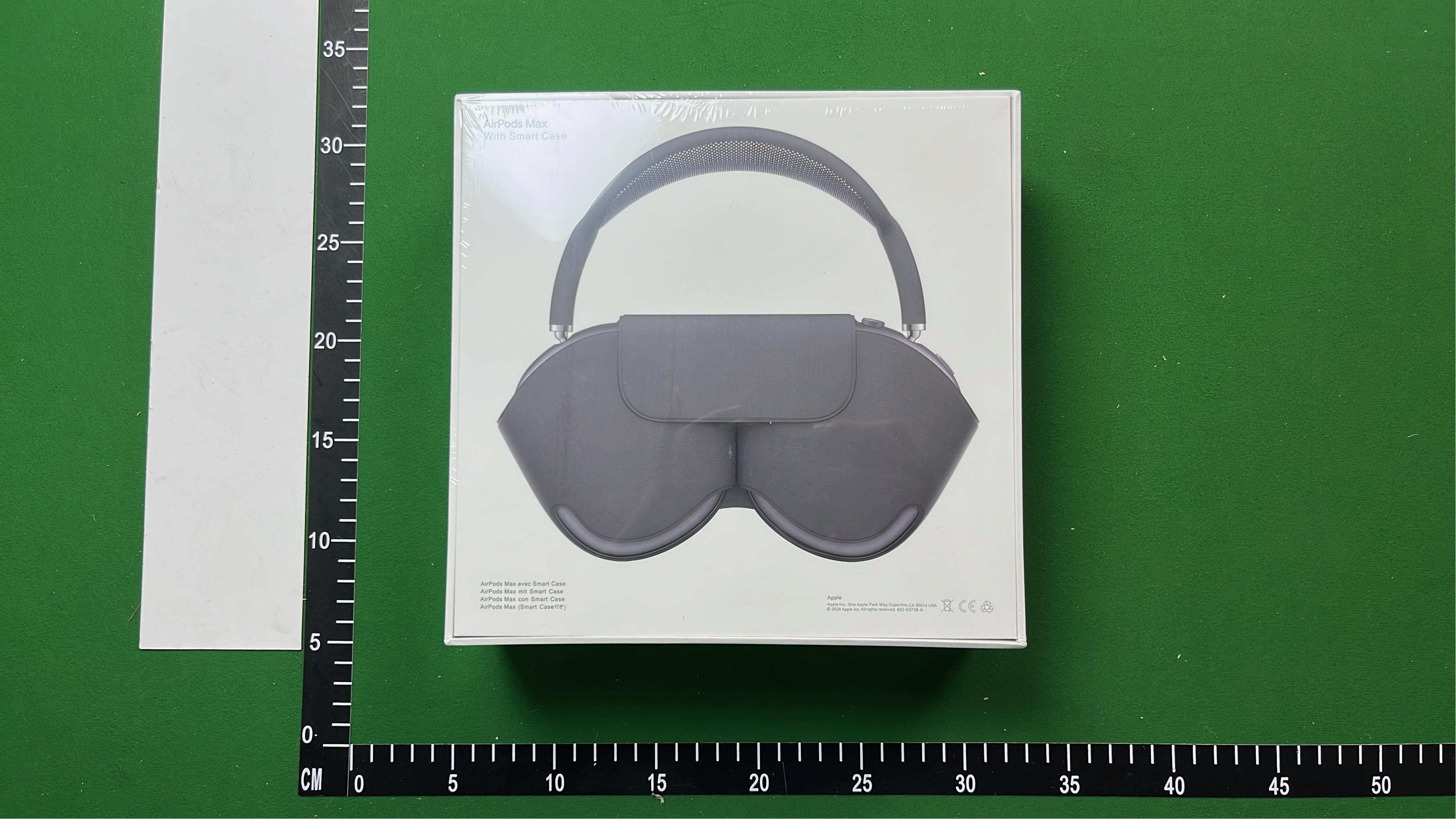 Apple Vision Pro Headset - Advanced Mixed Reality Experience