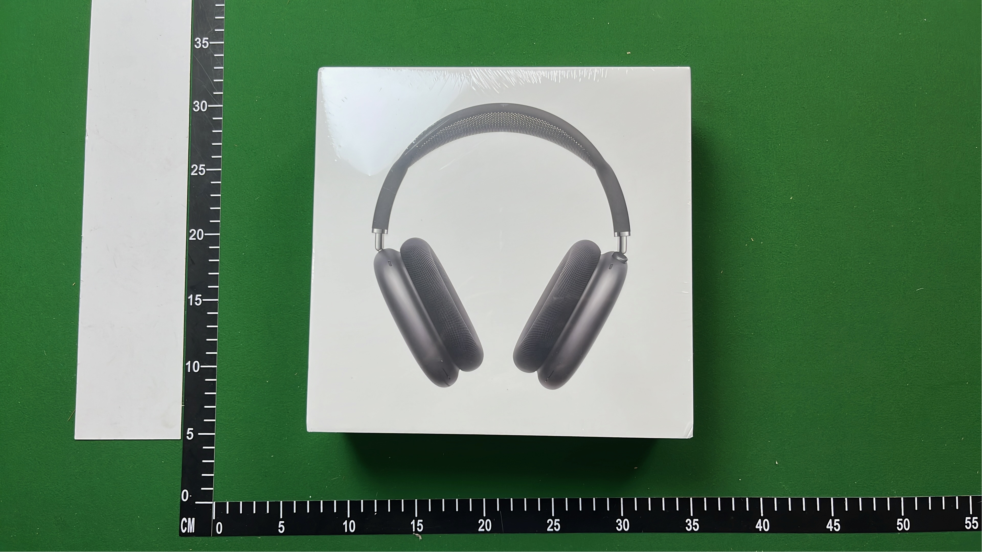 Apple Vision Pro Headset - Advanced Mixed Reality Experience
