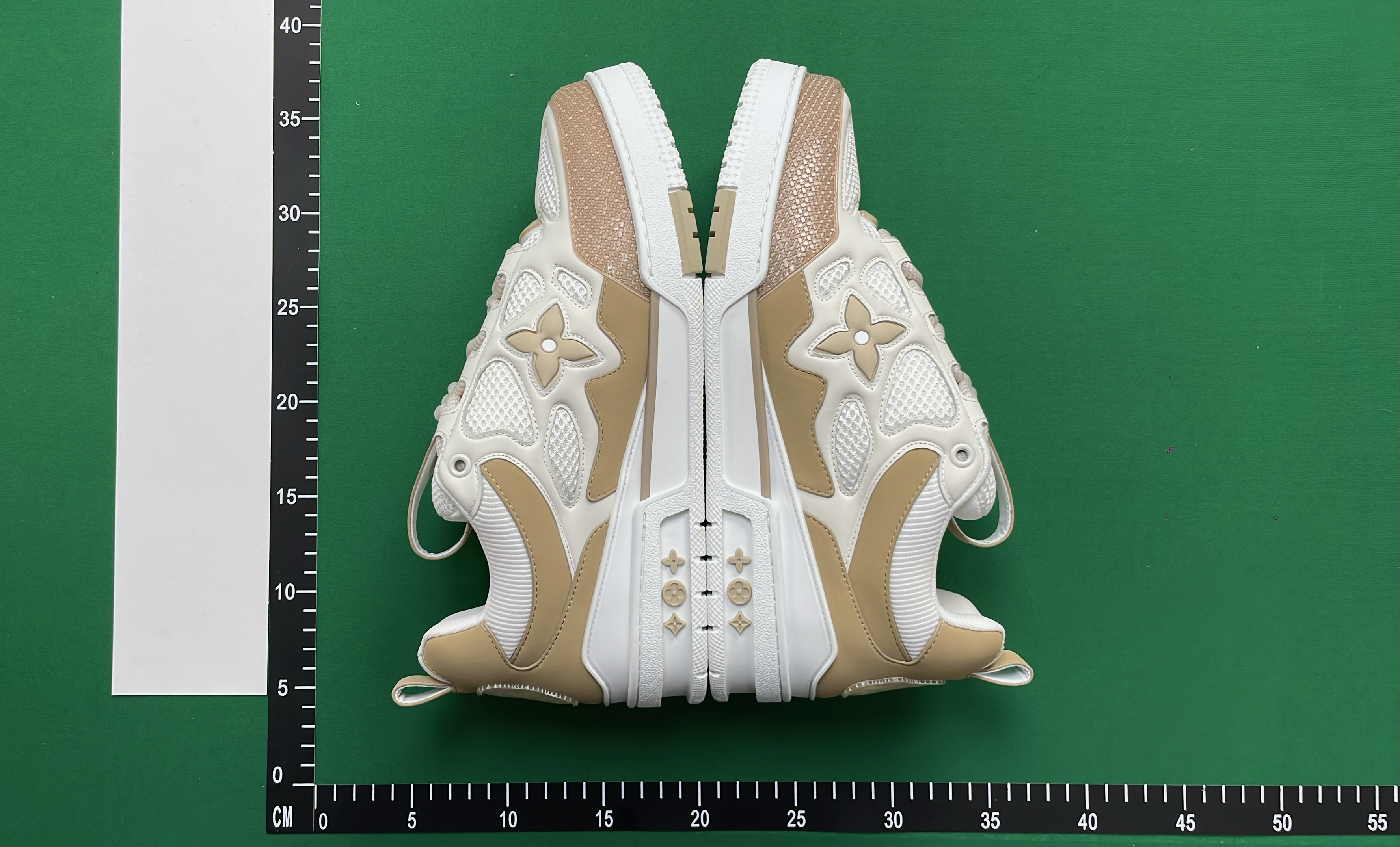LV Archlight Sneakers Beige Mesh Design