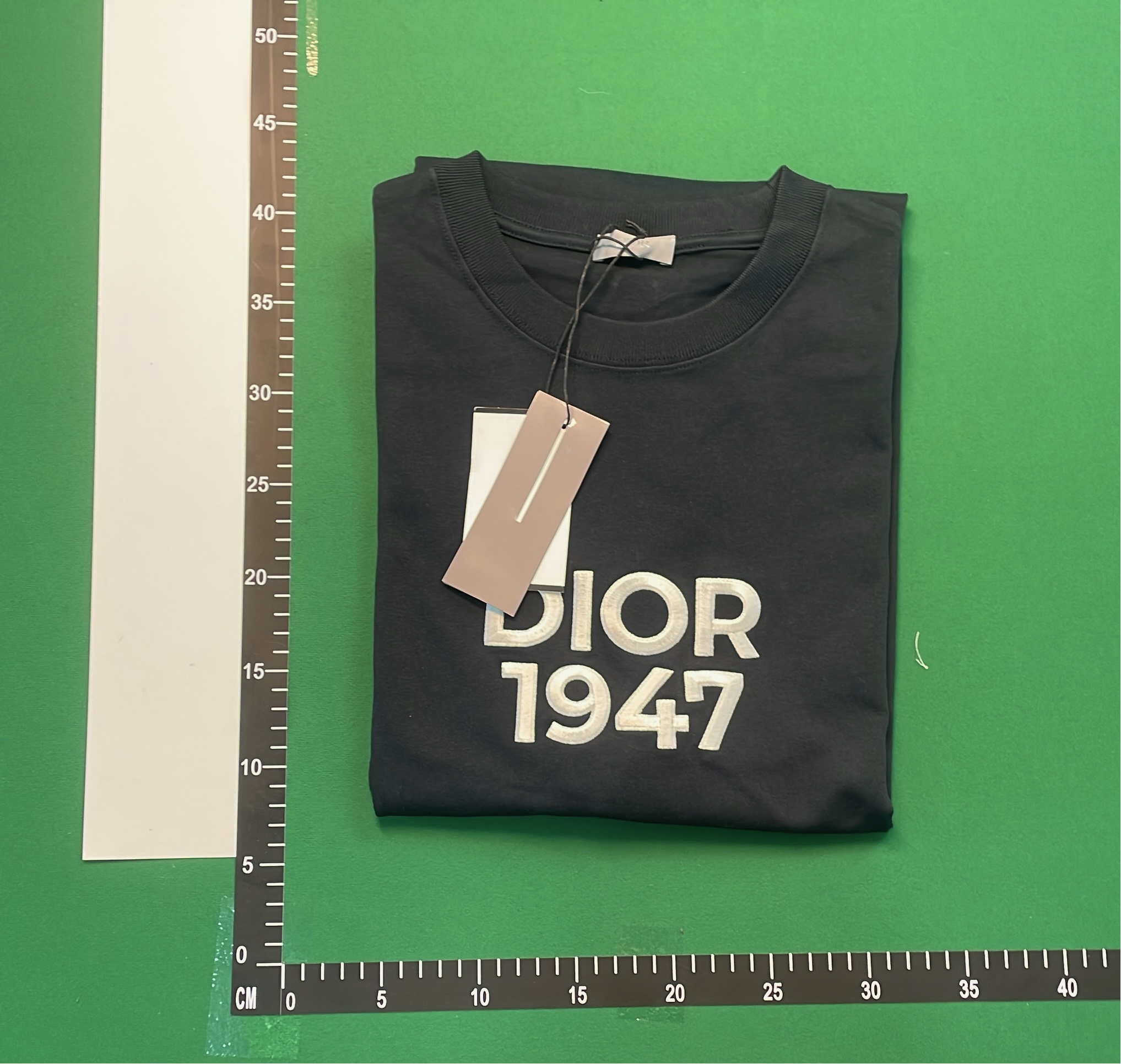 R7 Navy Blue T-Shirt - Minimalist Design
