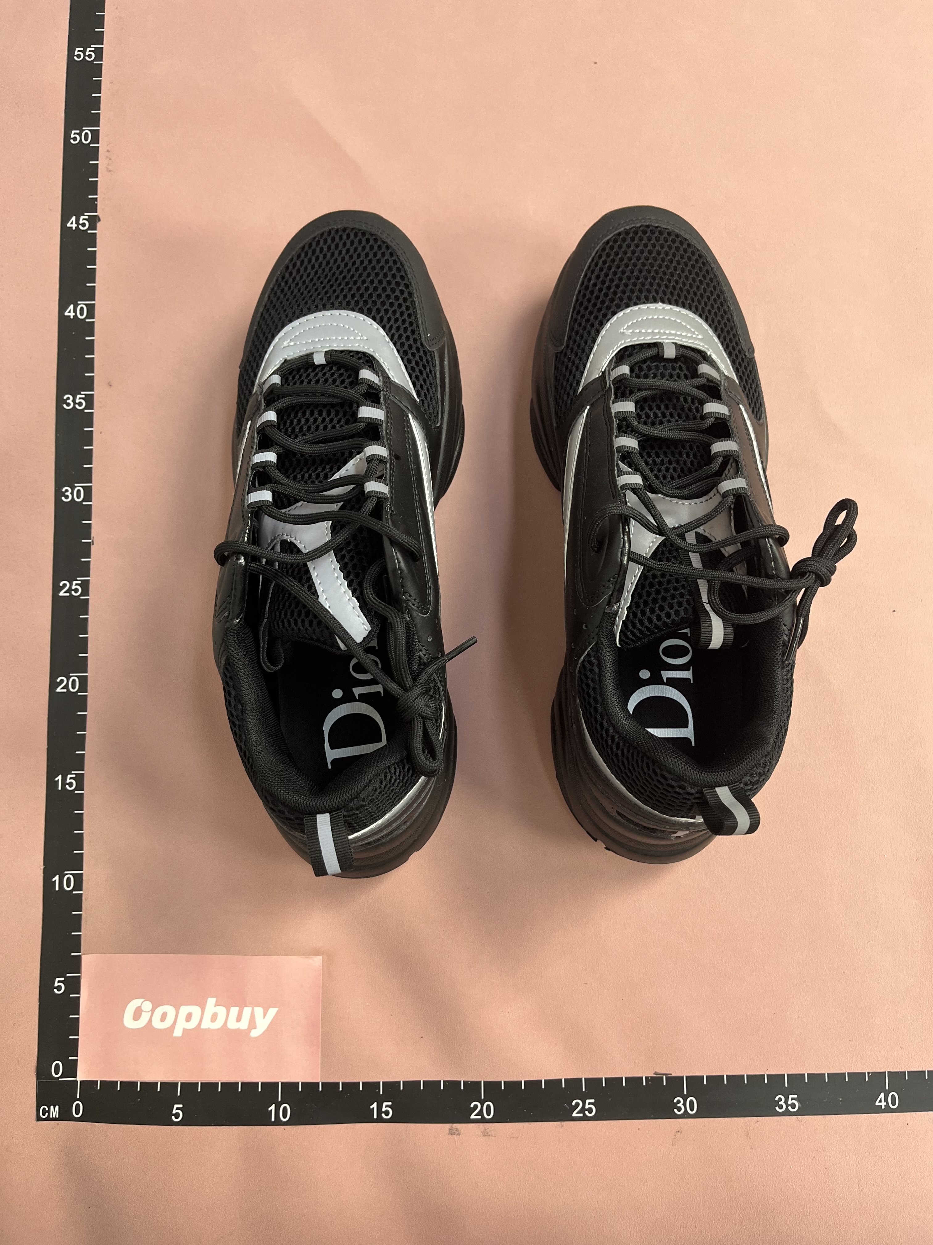 Dior White and Gray Sneakers HYMT1015ZJL
