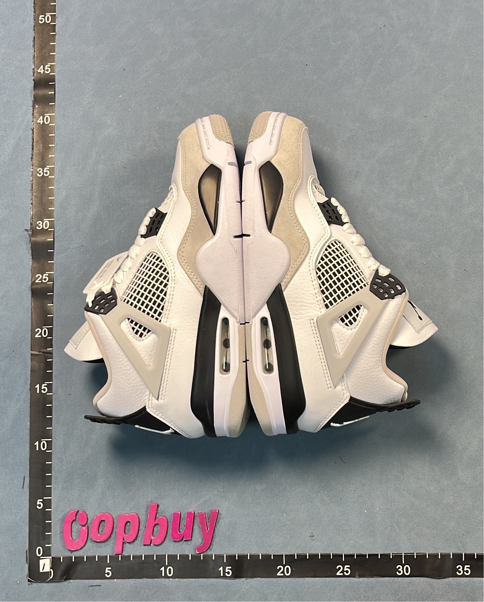 Air Jordan 4 Retro Sneakers - Multiple Colorways