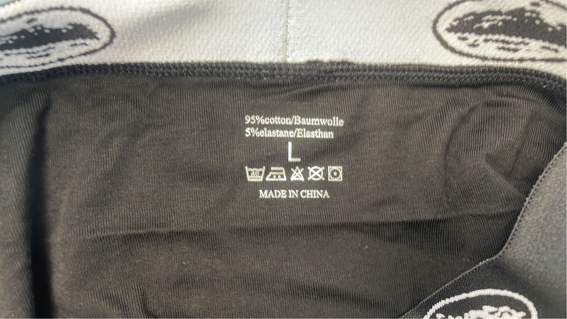 Classic Tank Top with Star Design