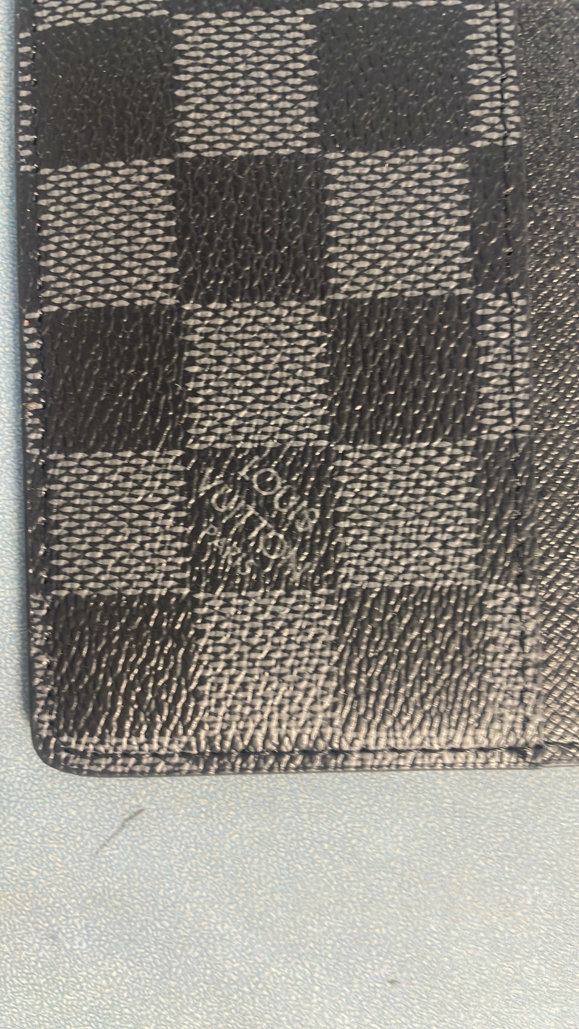 Louis Vuitton Monogram Card Holder Wallets - Classic Design