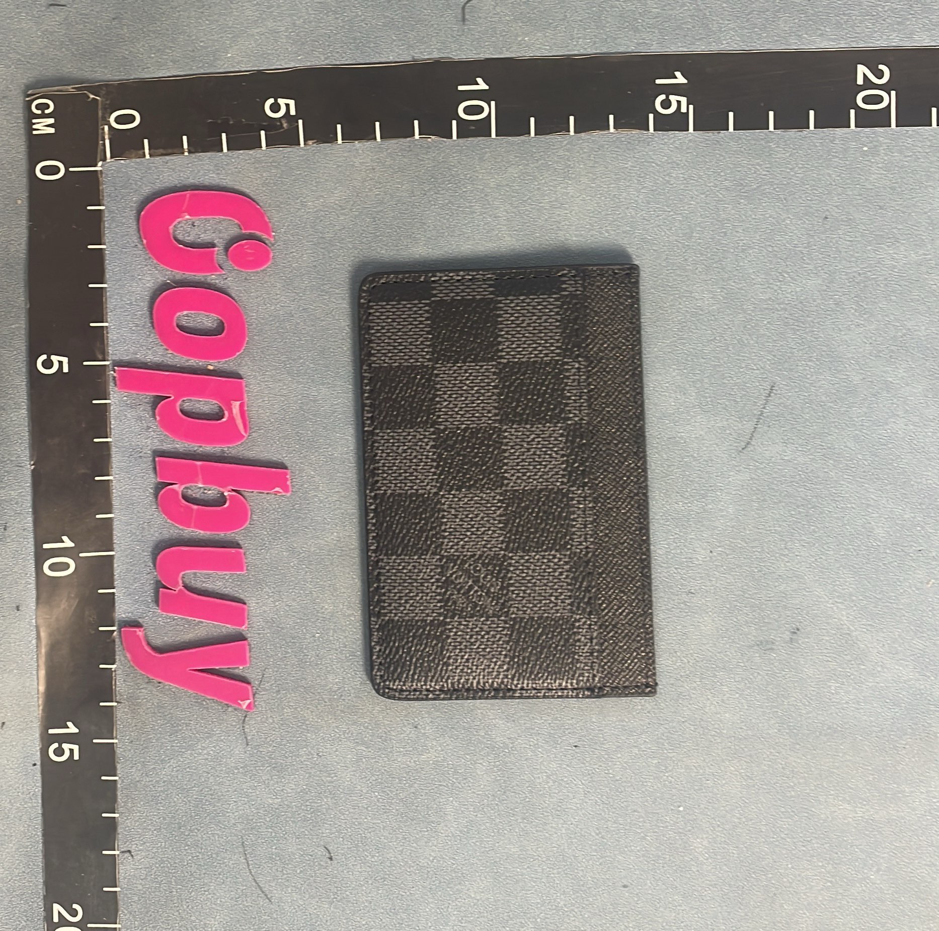 Louis Vuitton Monogram Card Holder Wallets - Classic Design