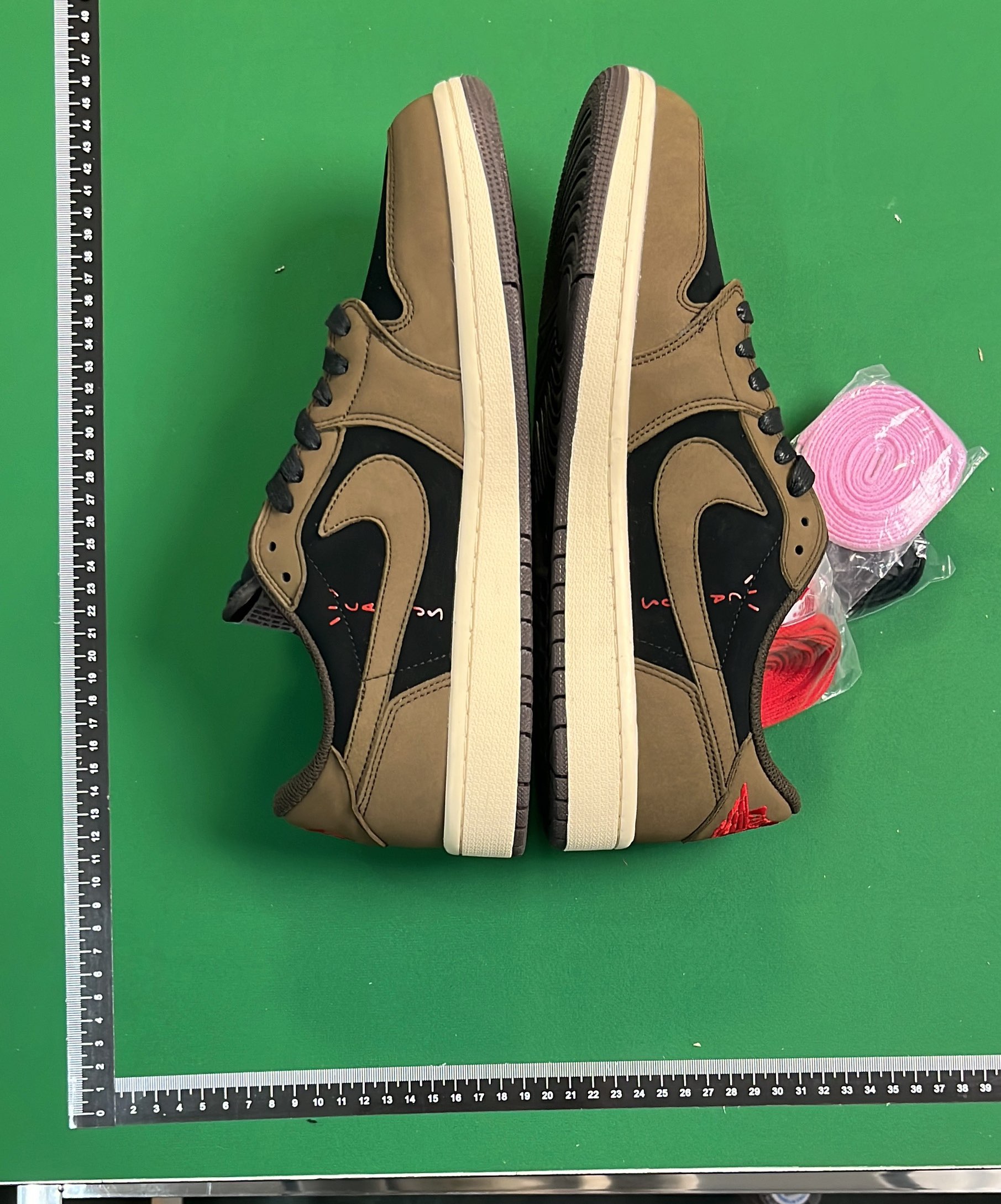 Air Jordan 1 Low OG 'VARSITY RED' White Black Olive