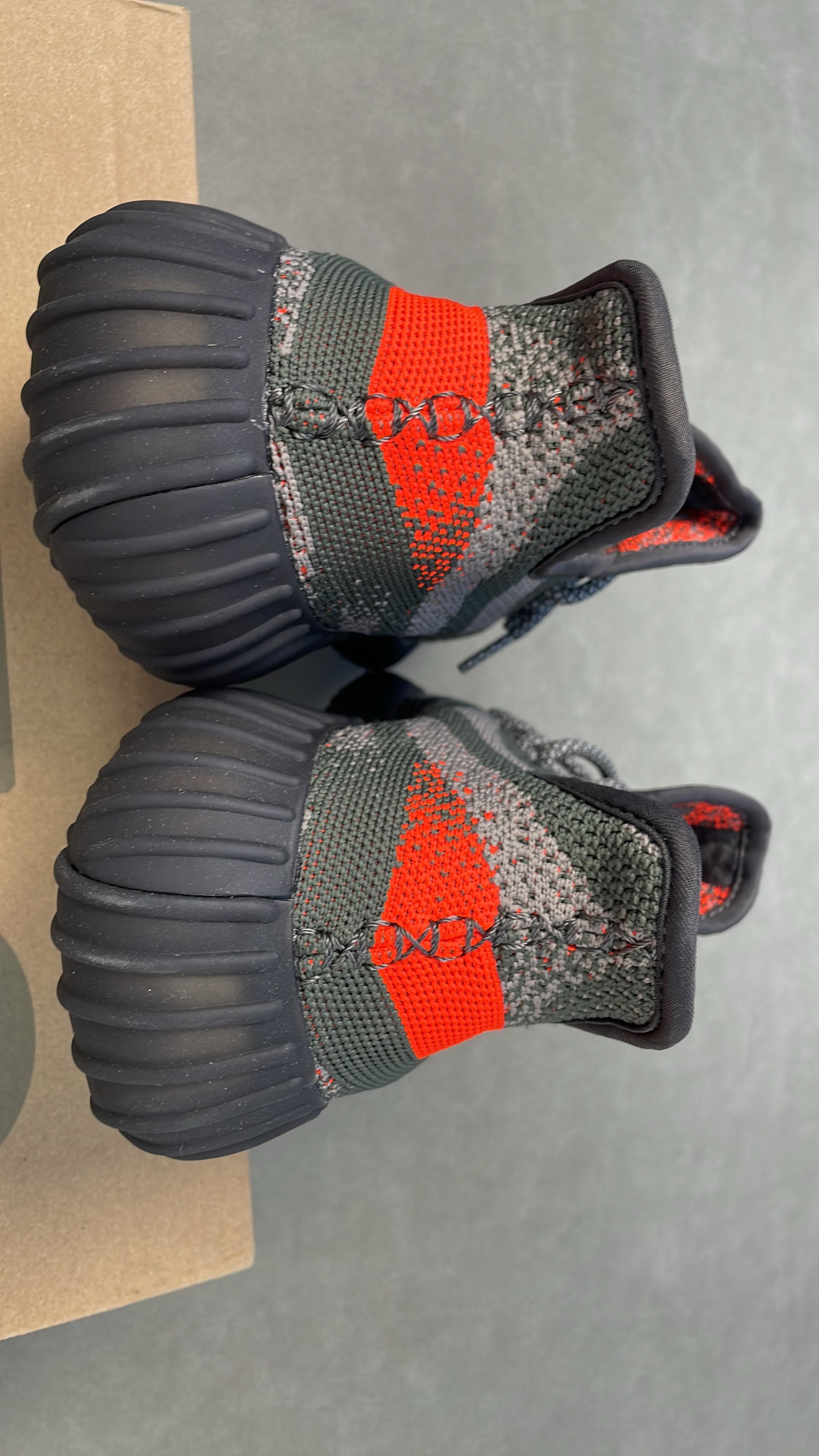 Yeezy Boost 350 V2 Sneakers for Men and Women