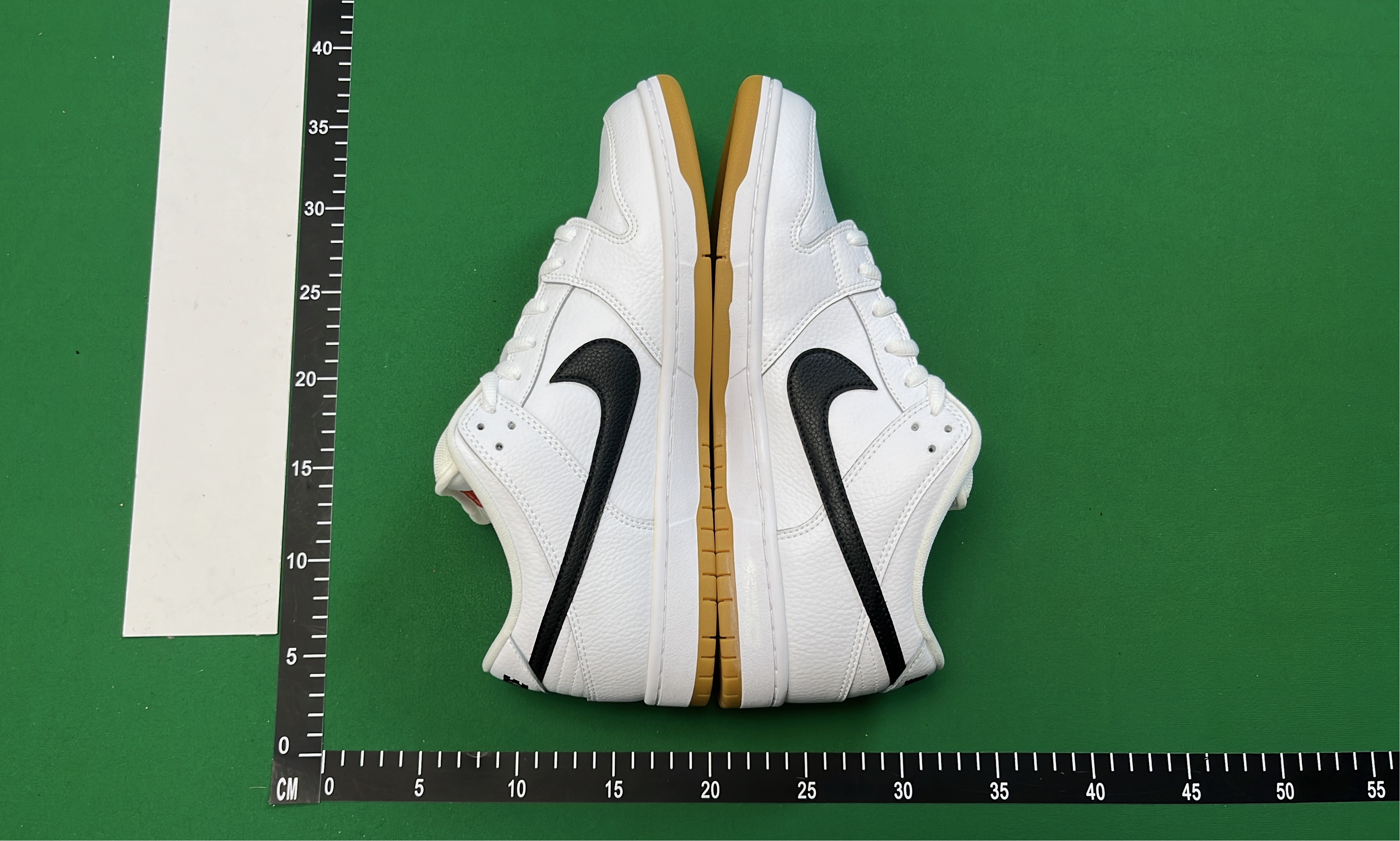 Nike Dunk Low Retro Shoes Collection