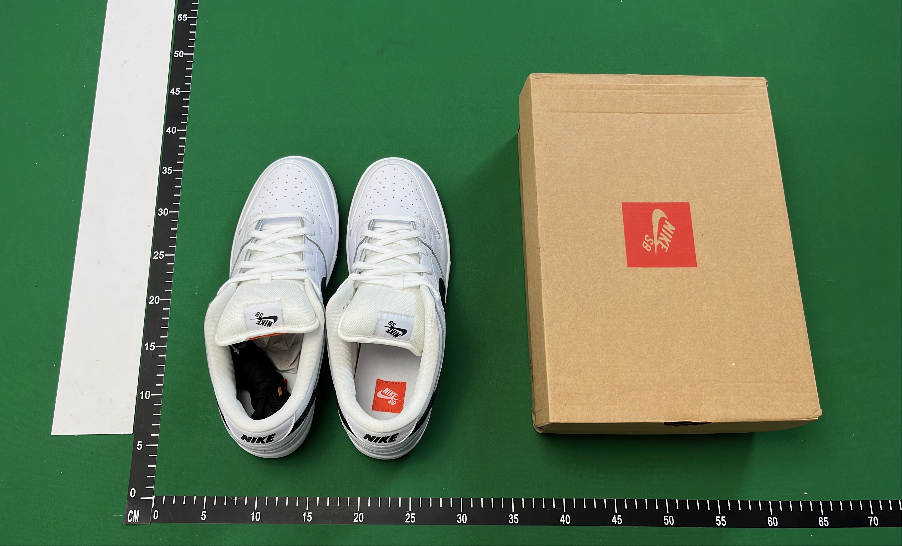 Nike Dunk Low Retro Shoes Collection
