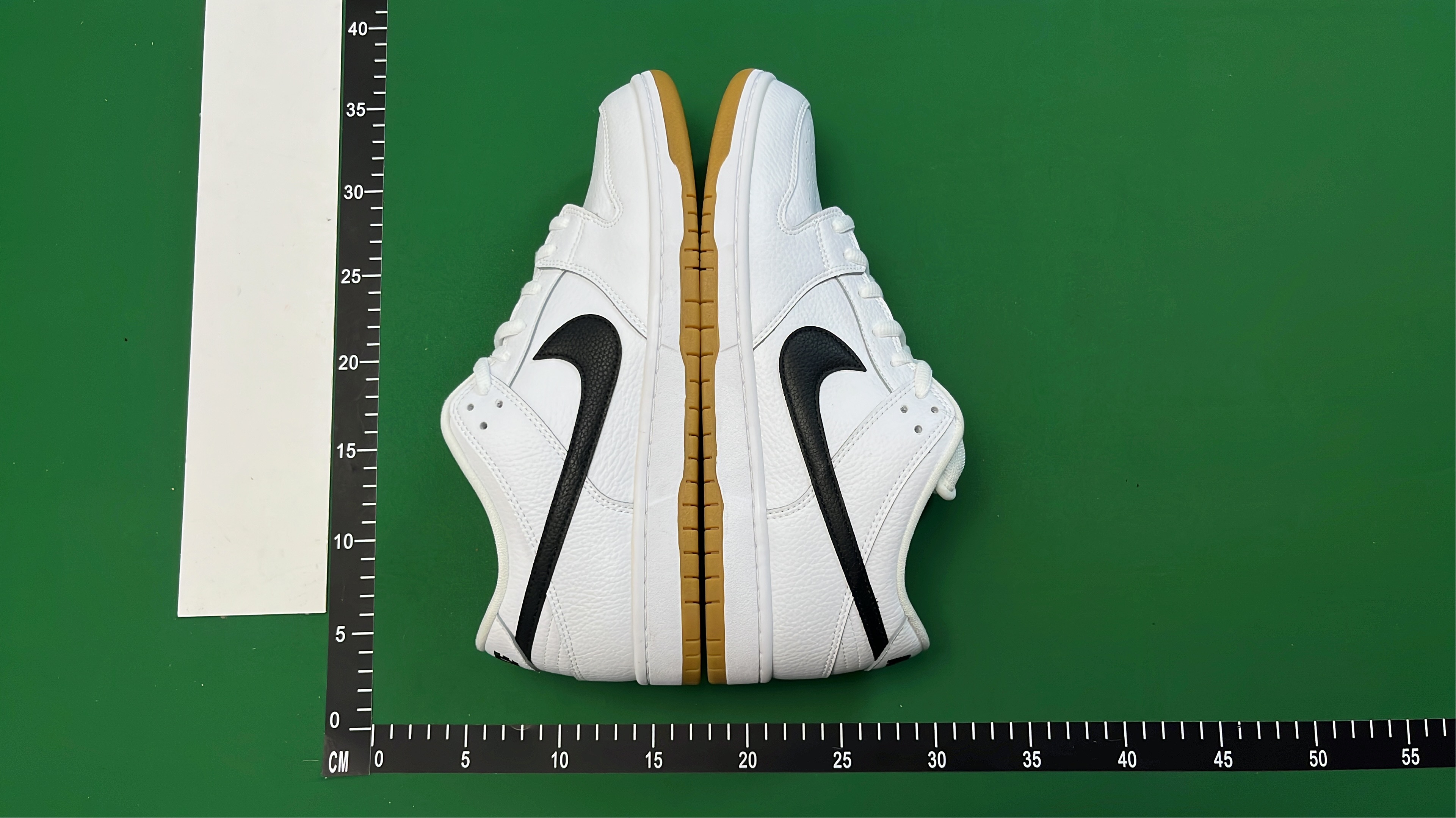Nike Dunk Low Retro Shoes Collection