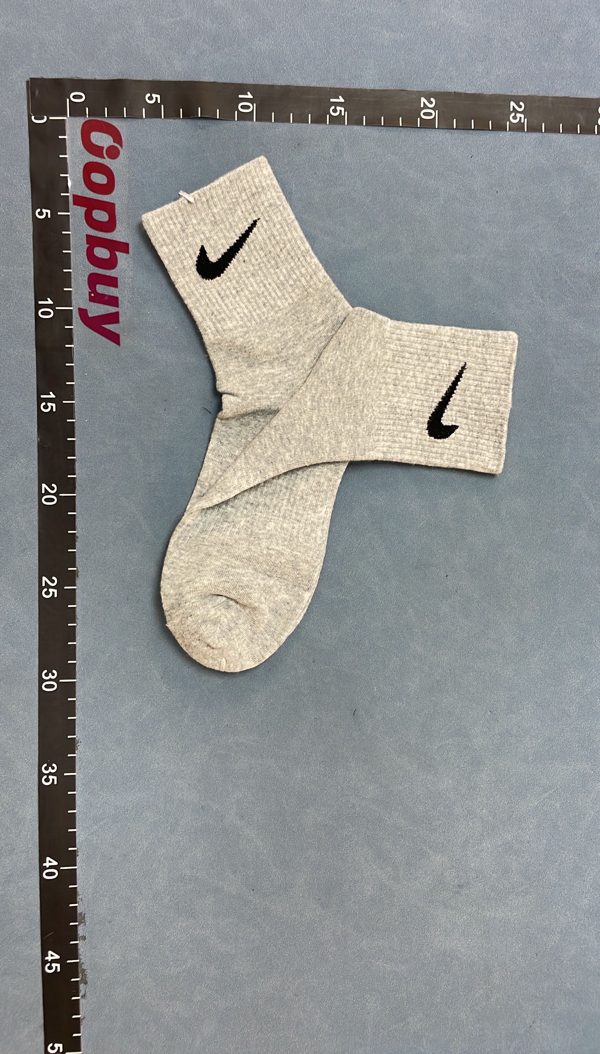 Nike Everyday Socks - White & Black Ankle Socks for Men Women