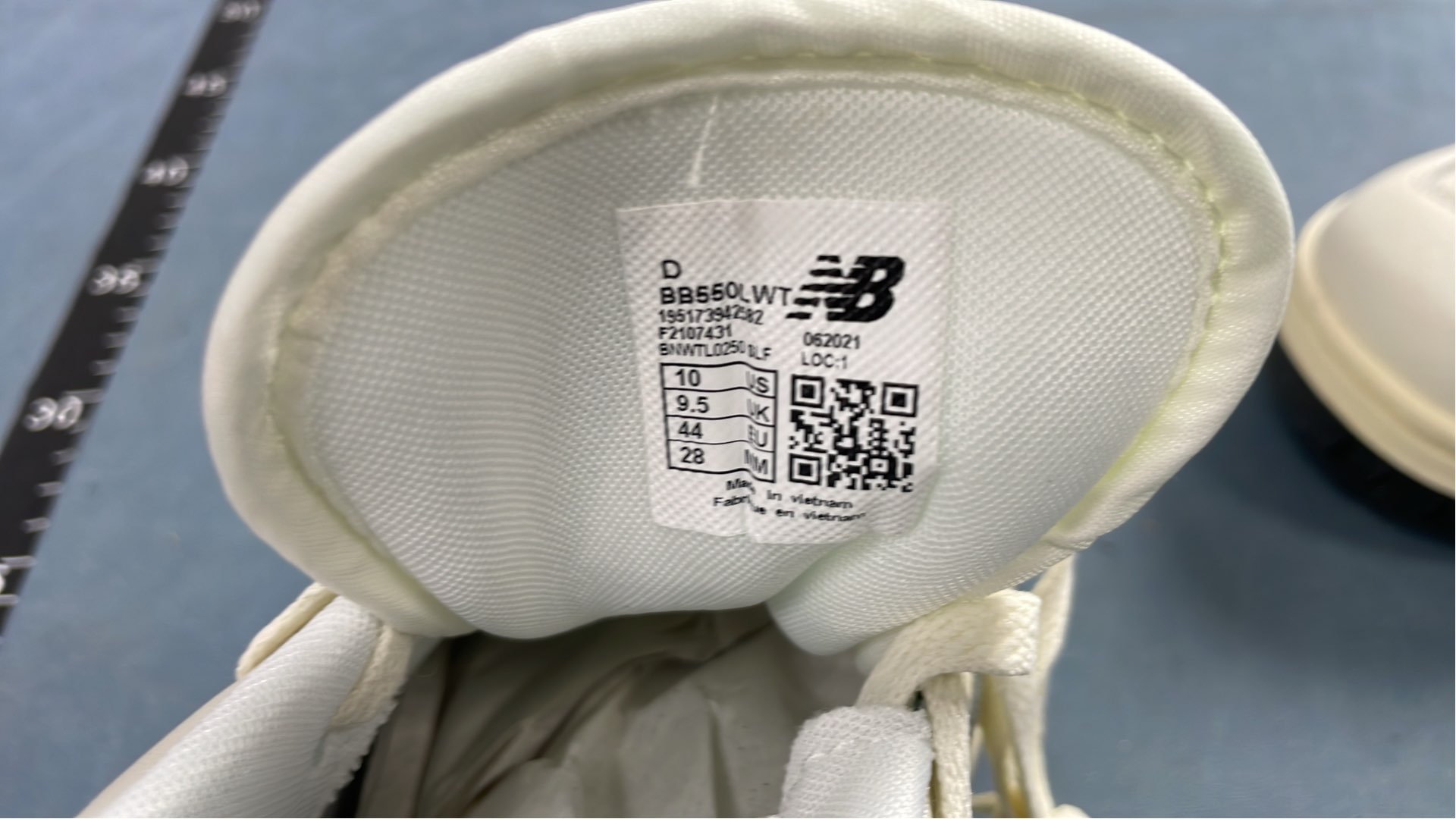 New Balance 550 Sneakers White Green Blue Men's Casual Shoes