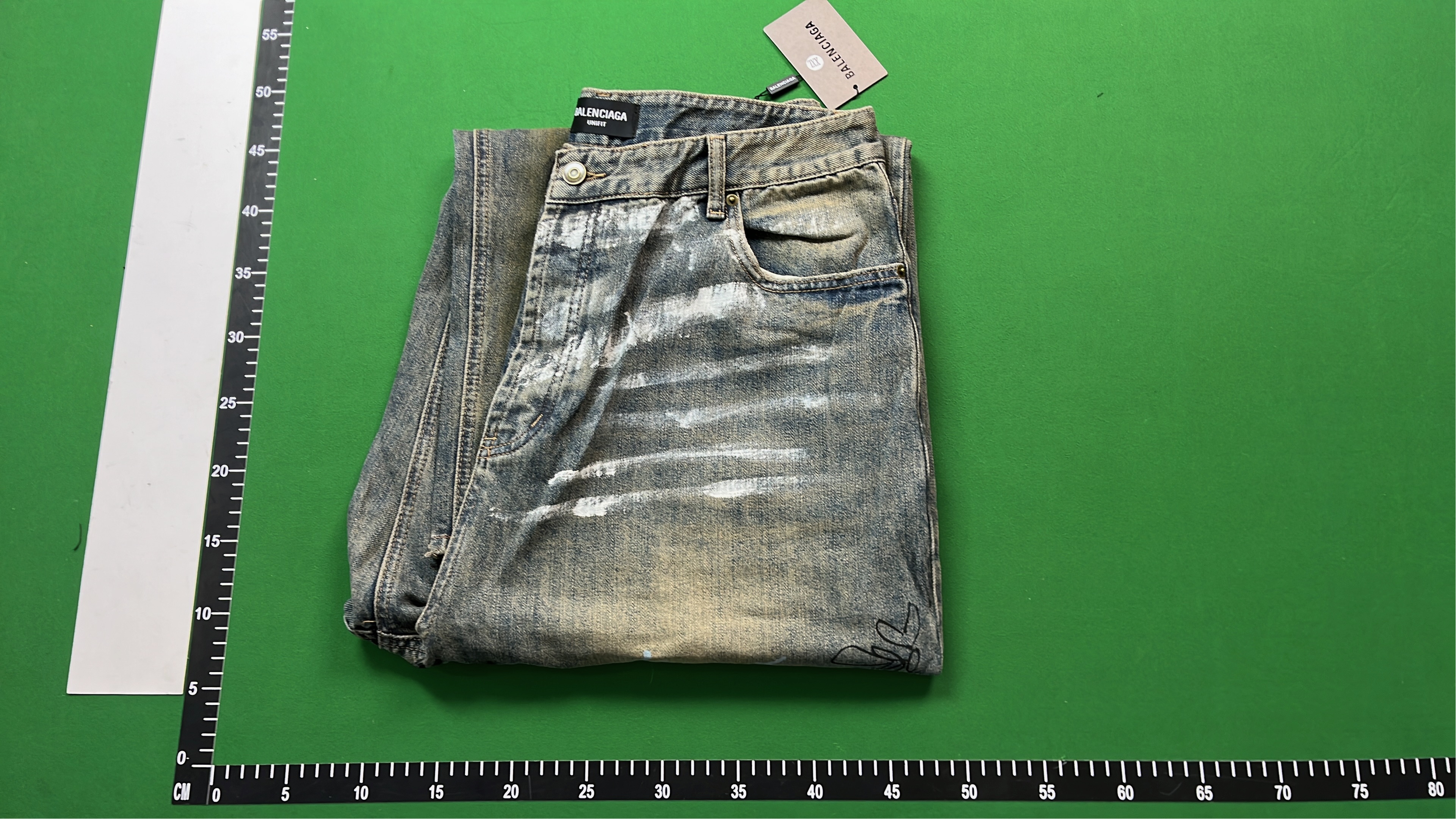 Ripped Graffiti Denim Pants for Men - Street Style Wide Leg Jeans
