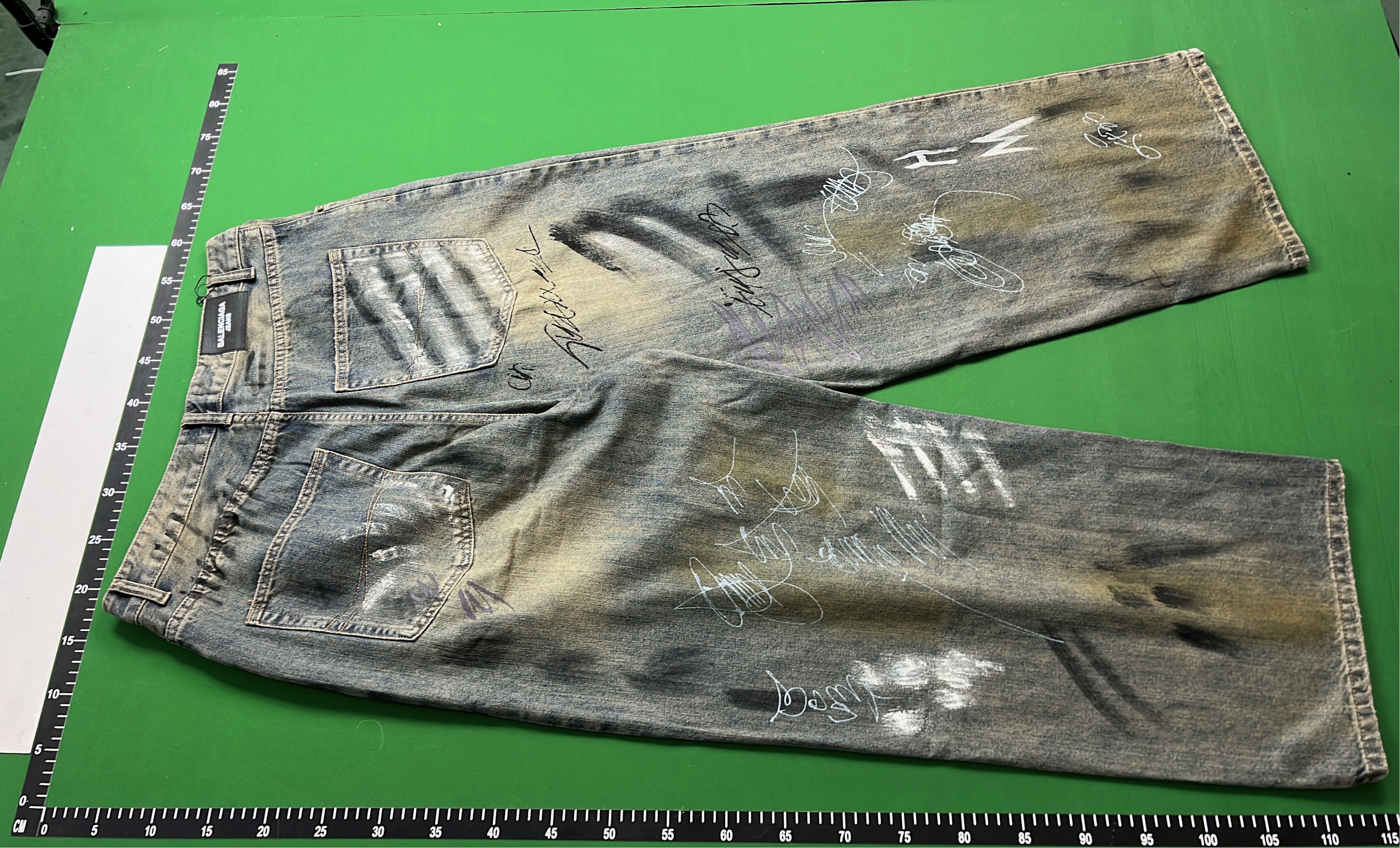 Ripped Graffiti Denim Pants for Men - Street Style Wide Leg Jeans