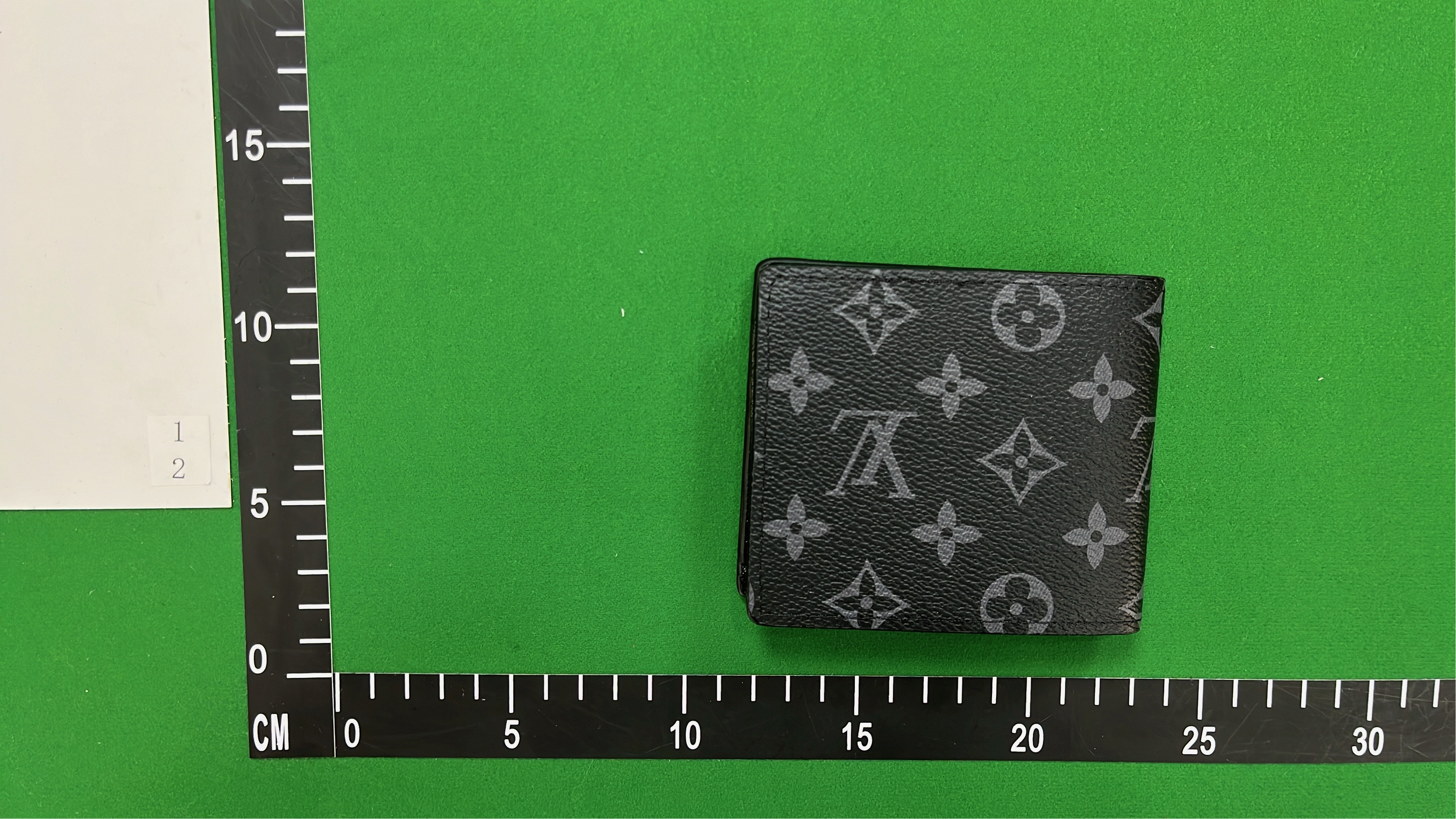 Gucci GG Supreme Snake Print Wallet - Men's Fashion Accessory