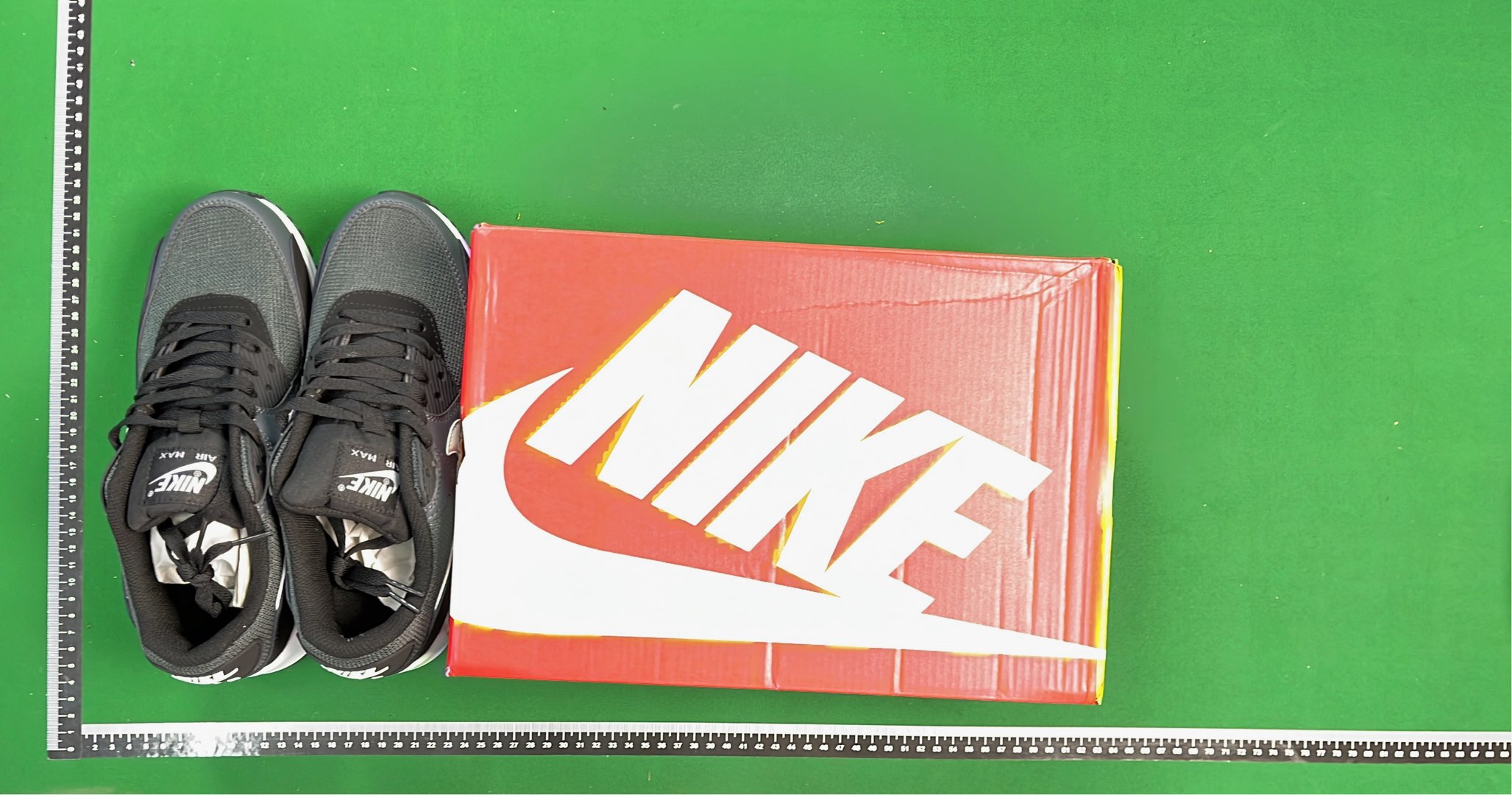 Nike Air Max 90 Men's Running Shoes - Grey, Black, Red